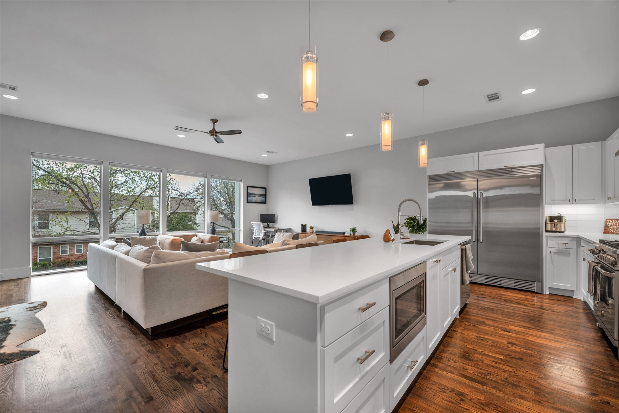 1427 Hubert Street Dallas TX 75206