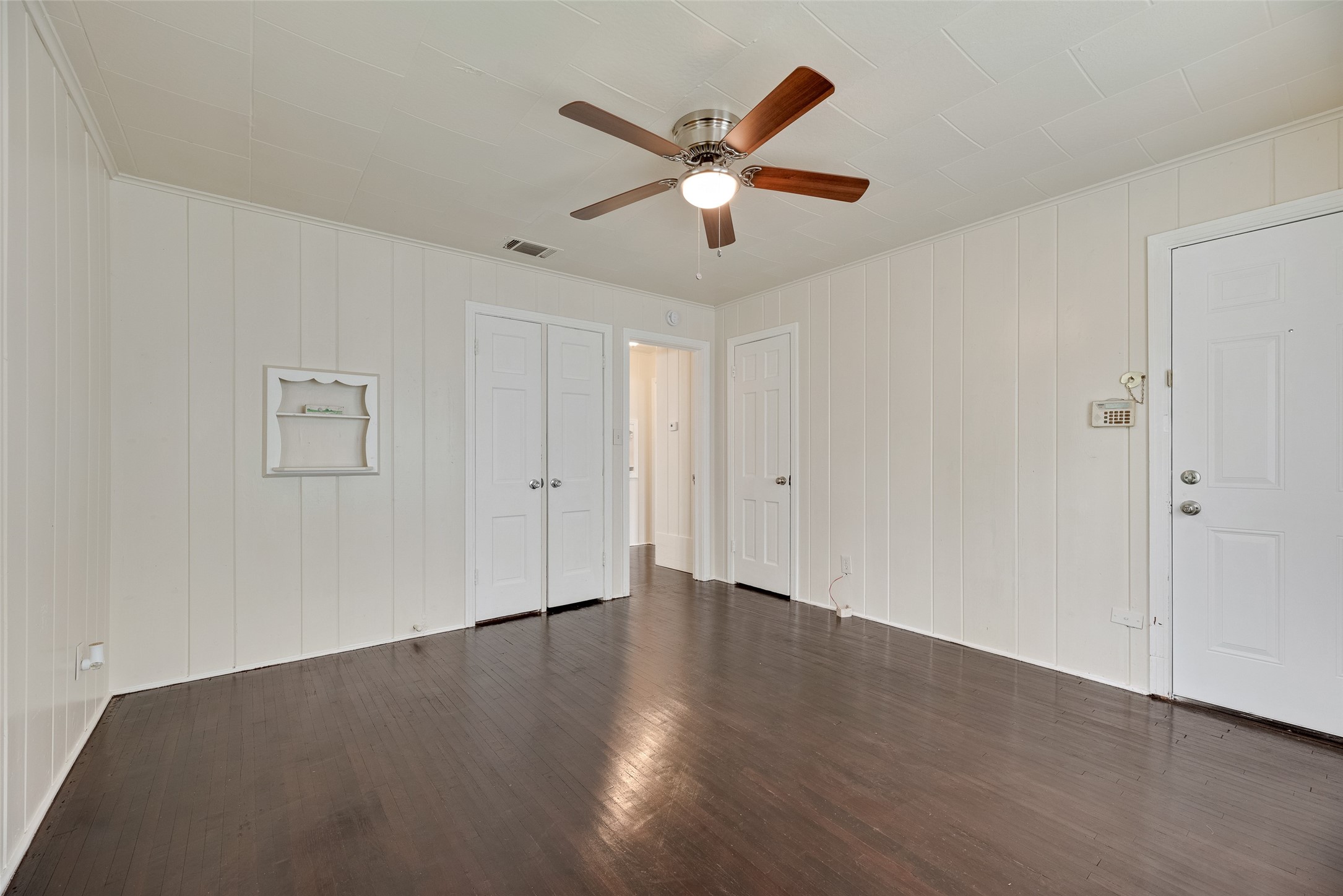 912 Clairemont Avenue Fort Worth TX 76103