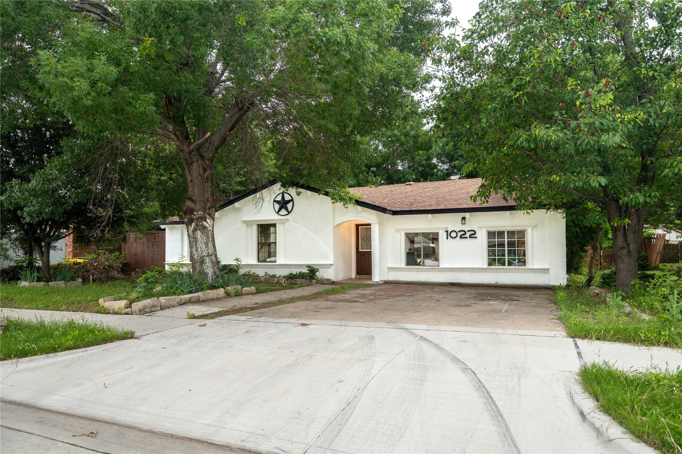 1022 Shenandoah Drive Arlington TX 76014