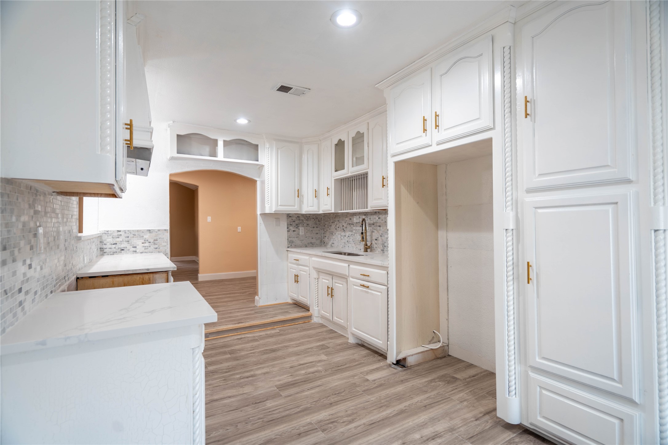 1022 Shenandoah Drive Arlington TX 76014