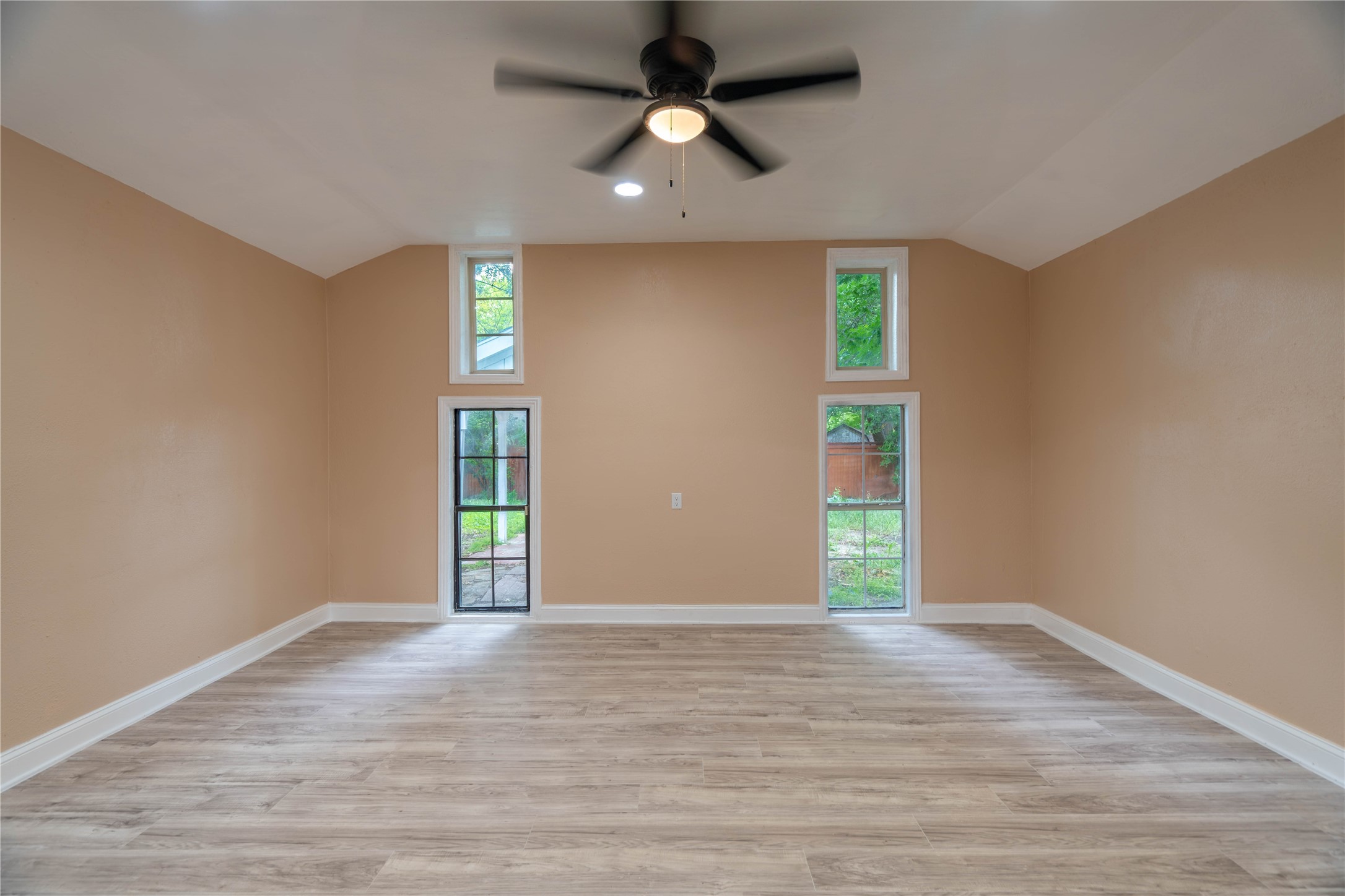 1022 Shenandoah Drive Arlington TX 76014
