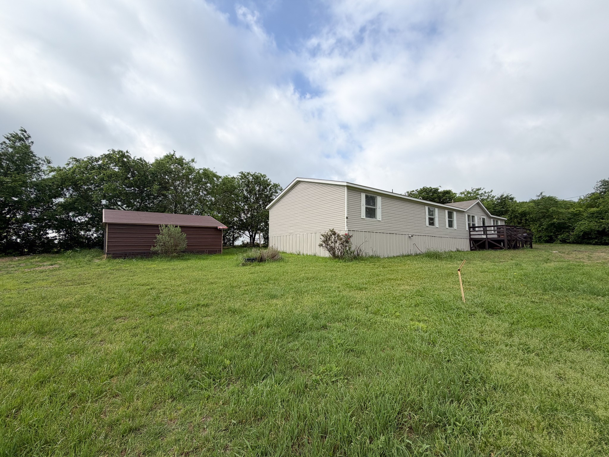 1075 Pluto Road Milford TX 76670