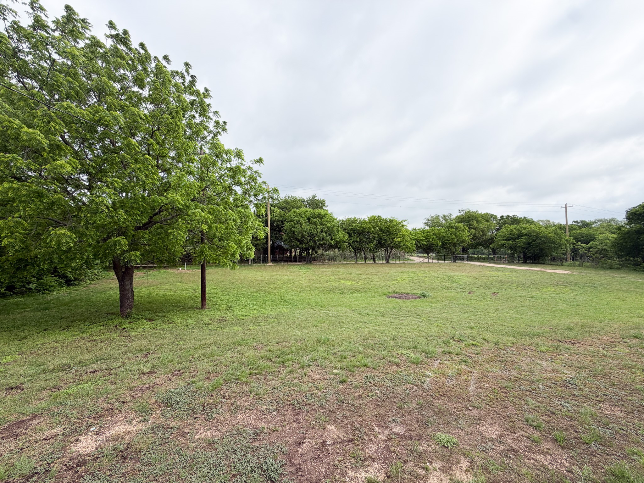 1075 Pluto Road Milford TX 76670