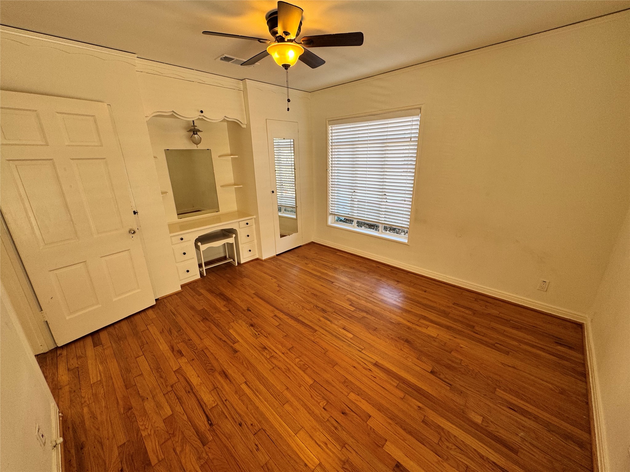 3727 Meredith Avenue Dallas TX 75211