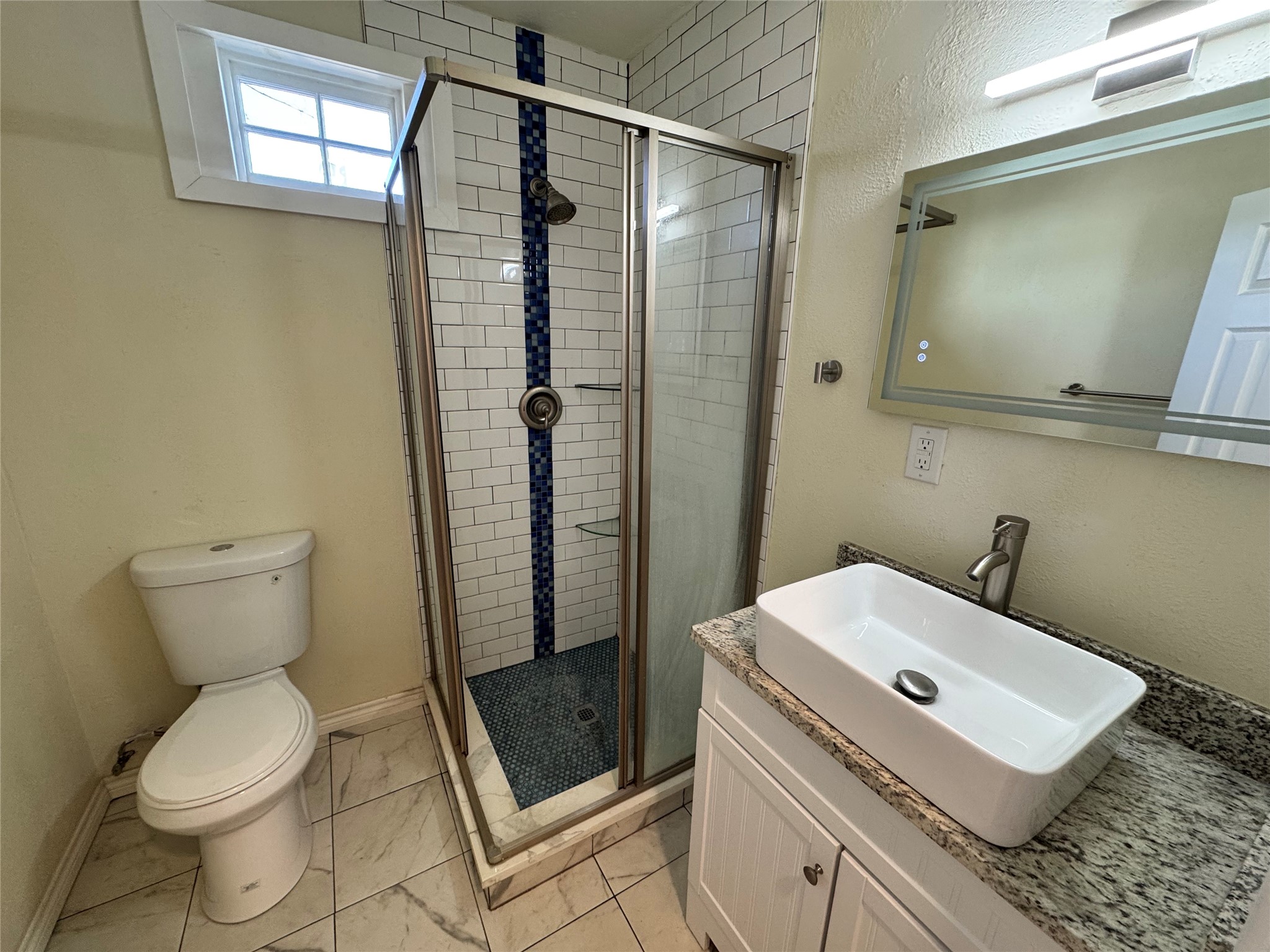 3727 Meredith Avenue Dallas TX 75211