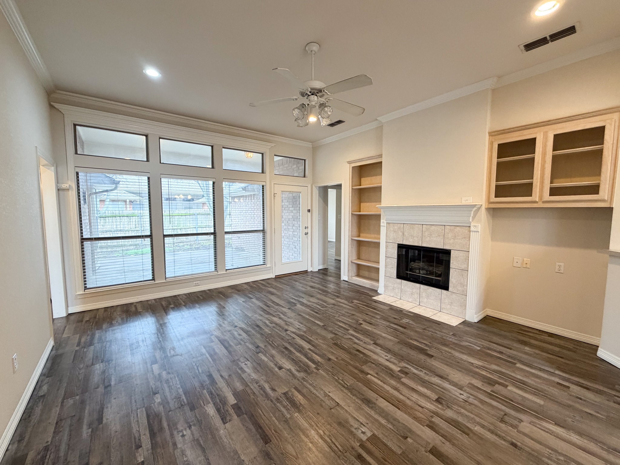 708 Nandina Way Waxahachie TX 75165