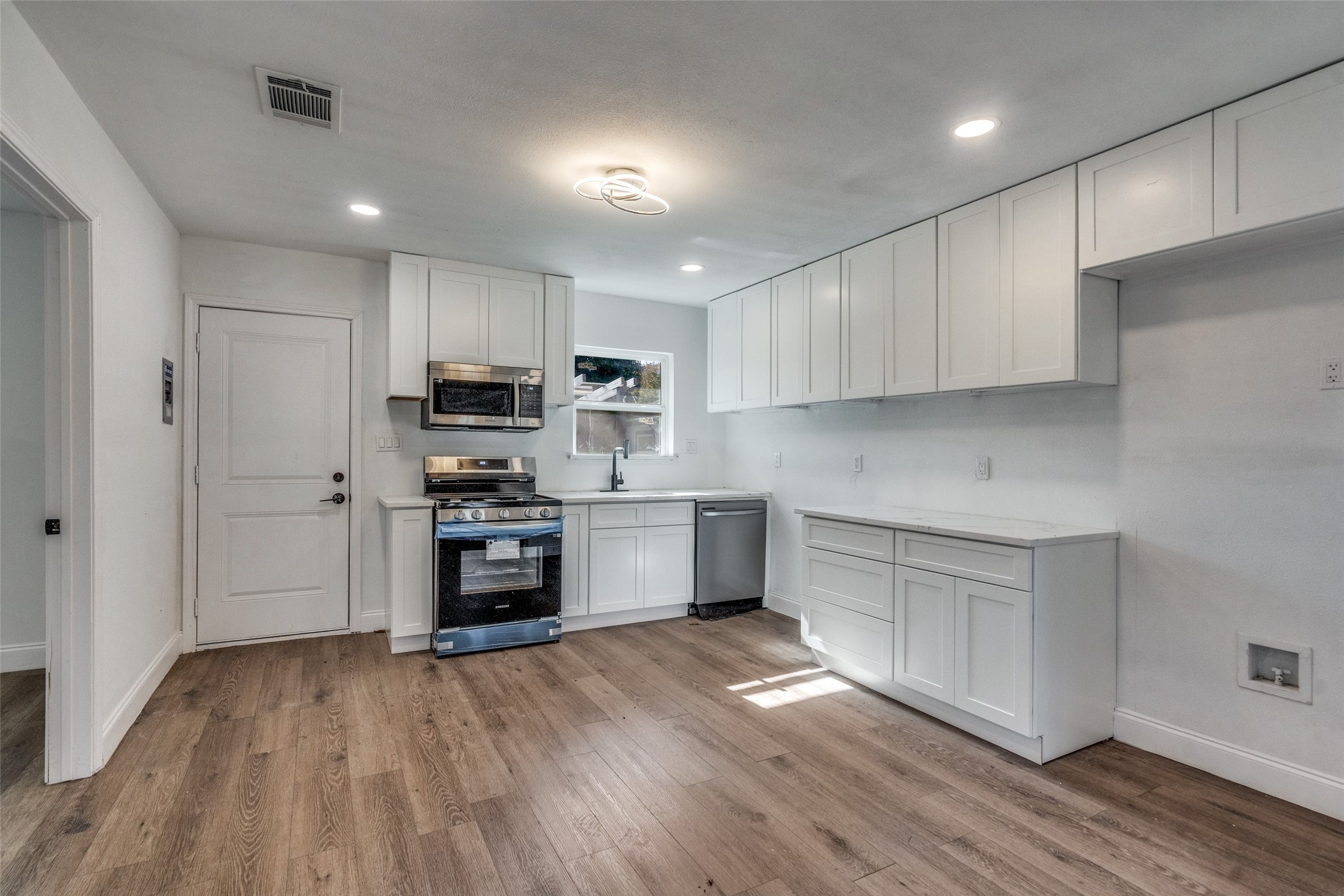901 Woodleigh Drive Mckinney TX 75069