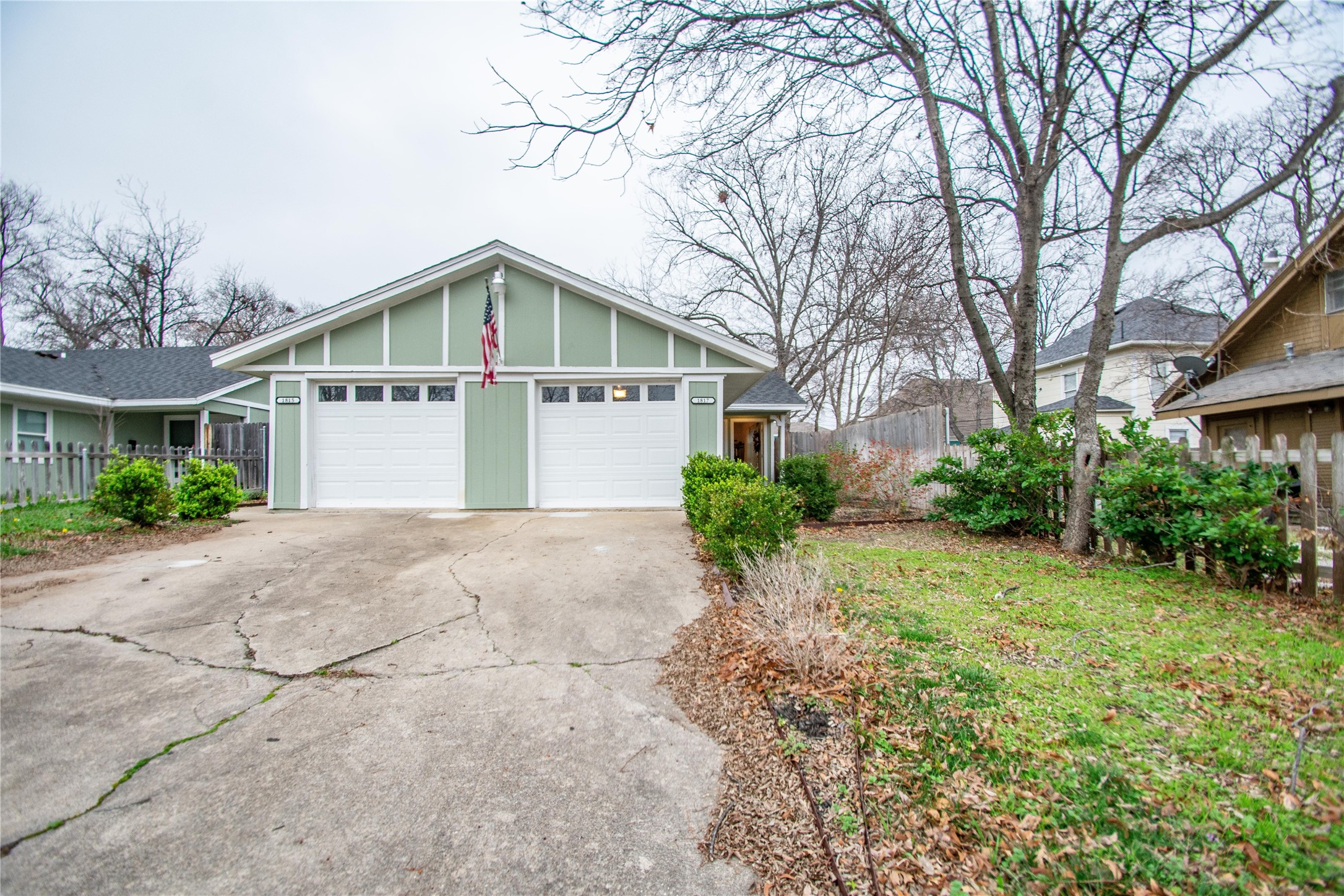 1817 Lipscomb Street Fort Worth TX 76110
