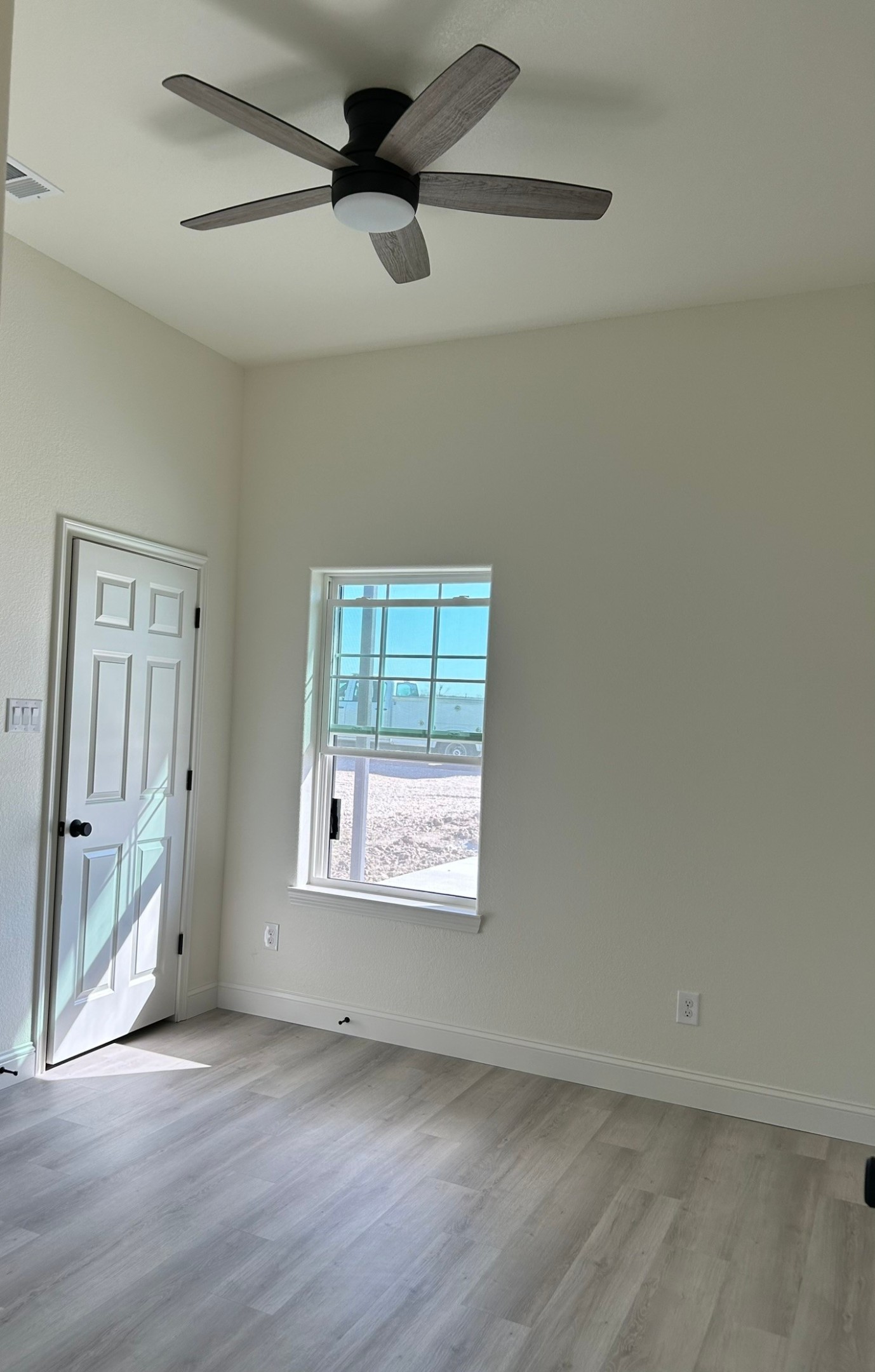 483 Rs County Road 1605 Point TX 75472