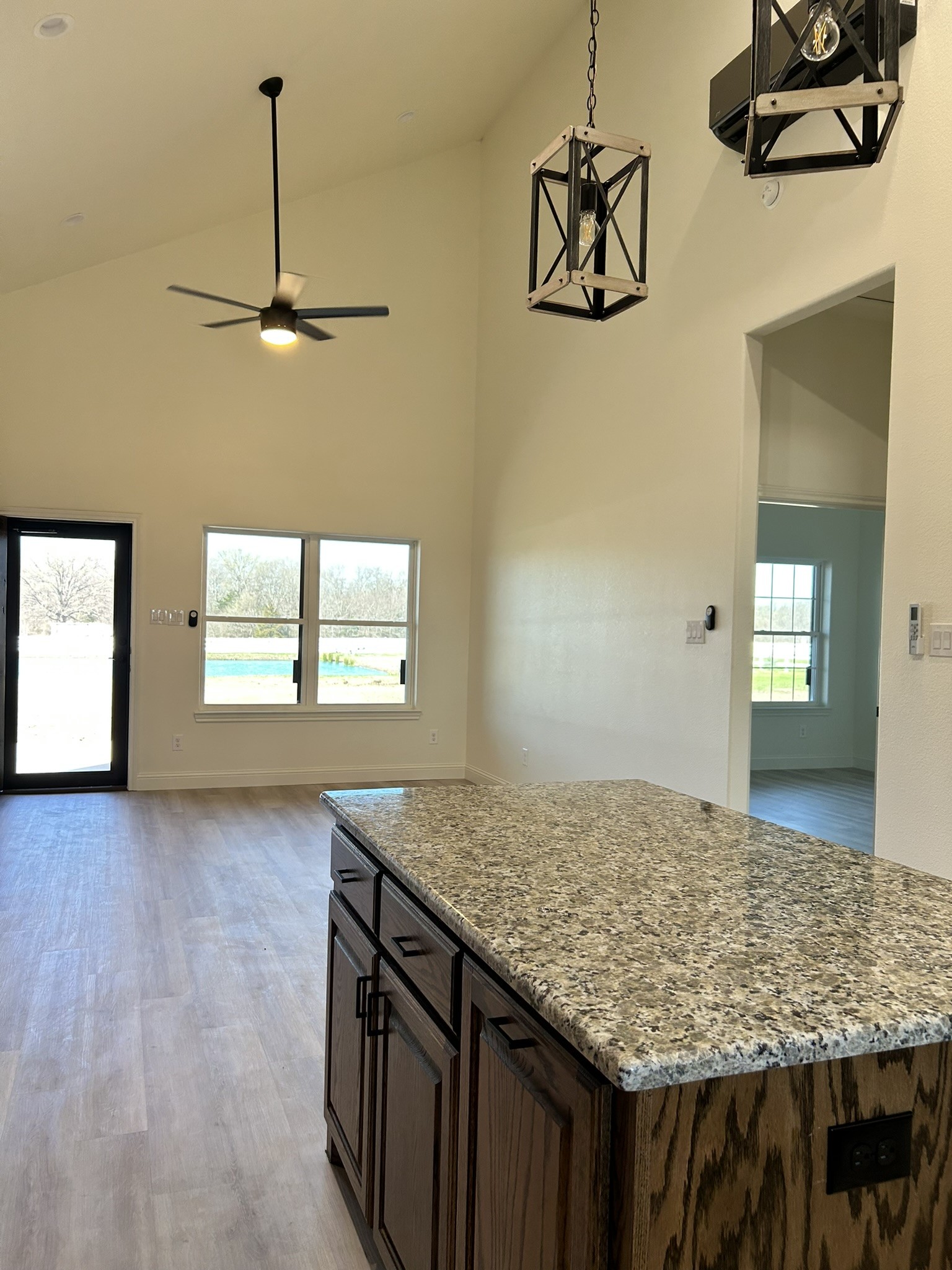 483 Rs County Road 1605 Point TX 75472