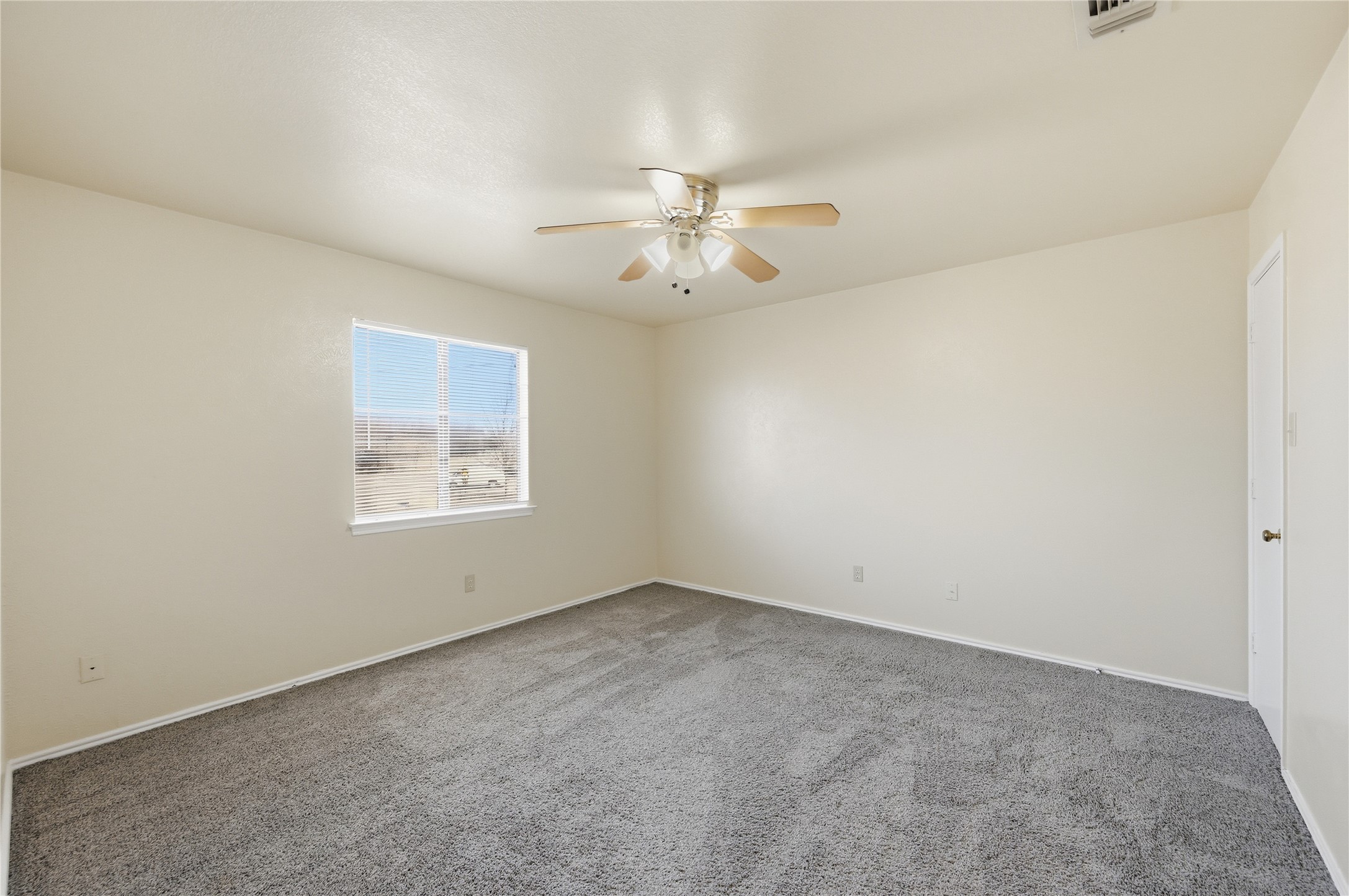 911 Wellridge Drive Arlington TX 76017