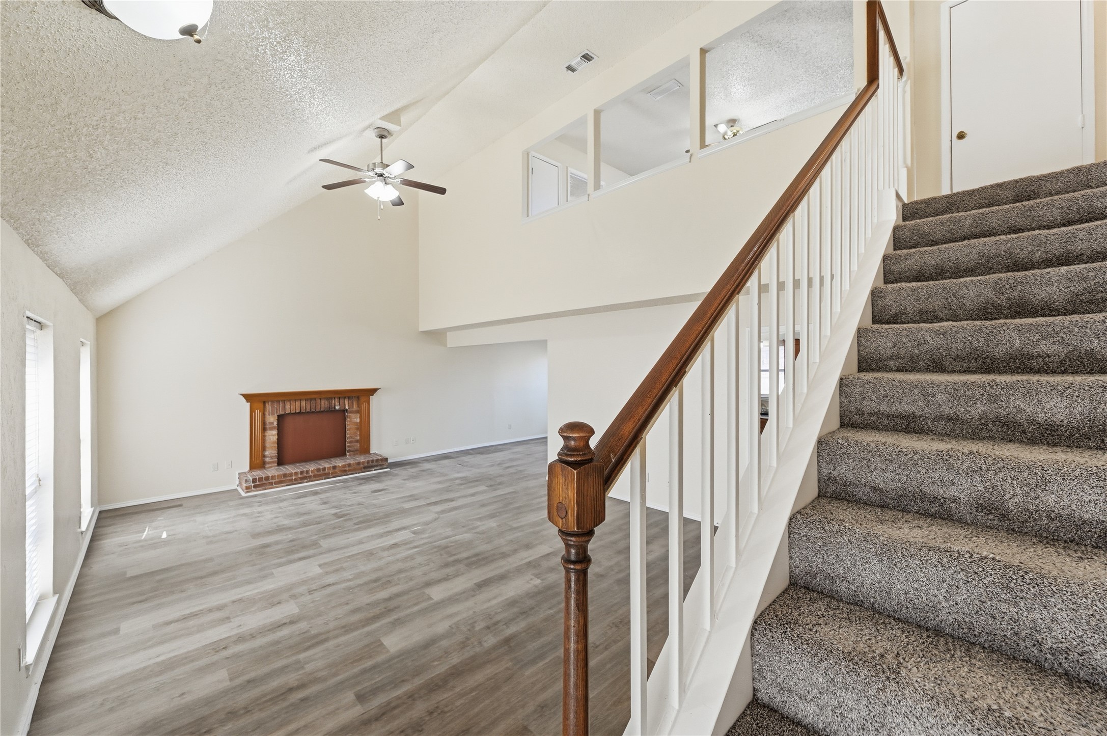 911 Wellridge Drive Arlington TX 76017