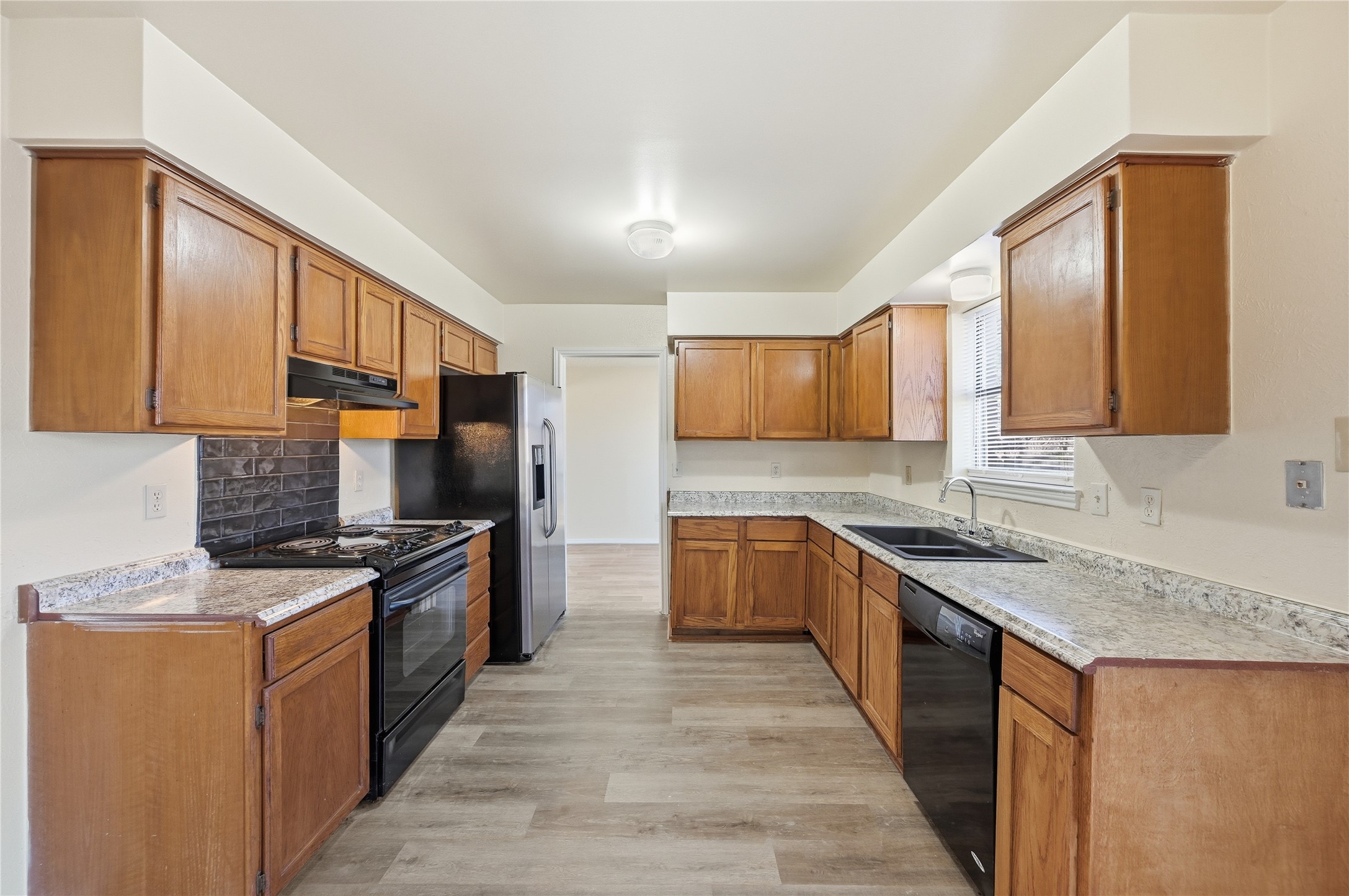 911 Wellridge Drive Arlington TX 76017
