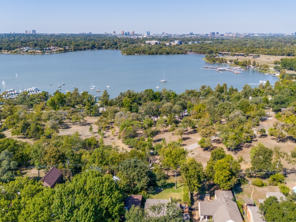 9443 Waterview Road Dallas TX 75218