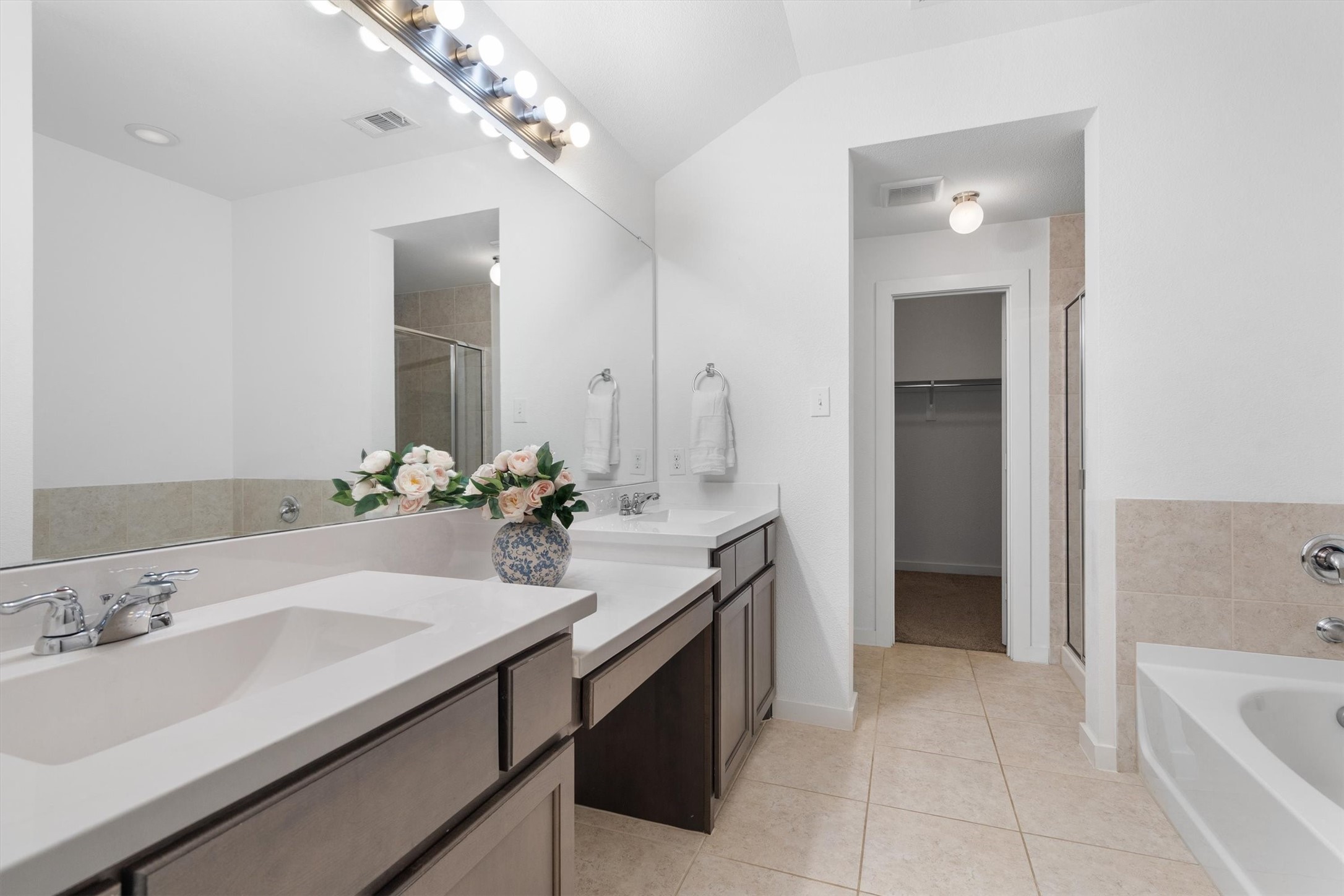1620 Meadow Trail Lane Aubrey TX 76227