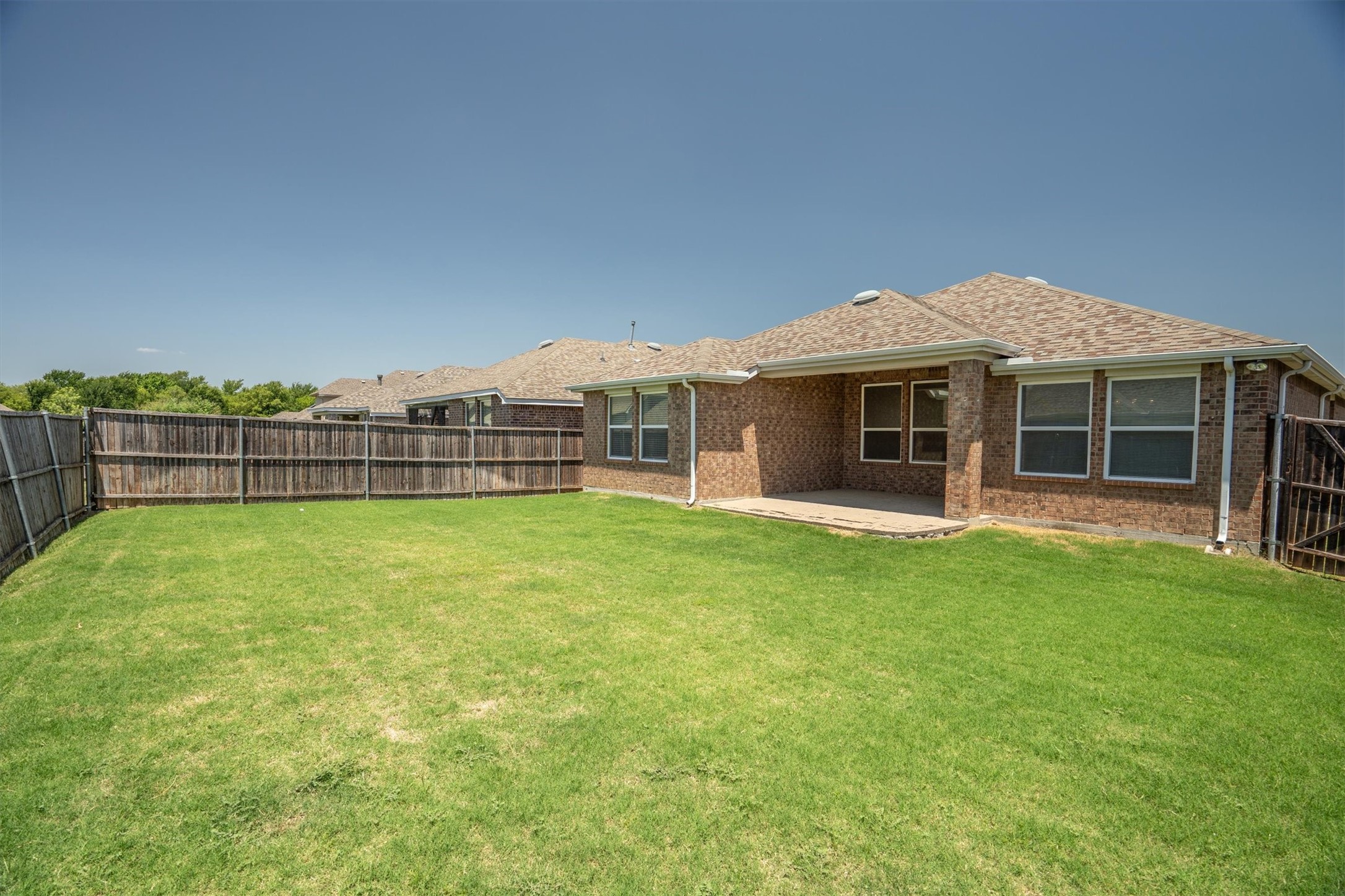 1620 Meadow Trail Lane Aubrey TX 76227