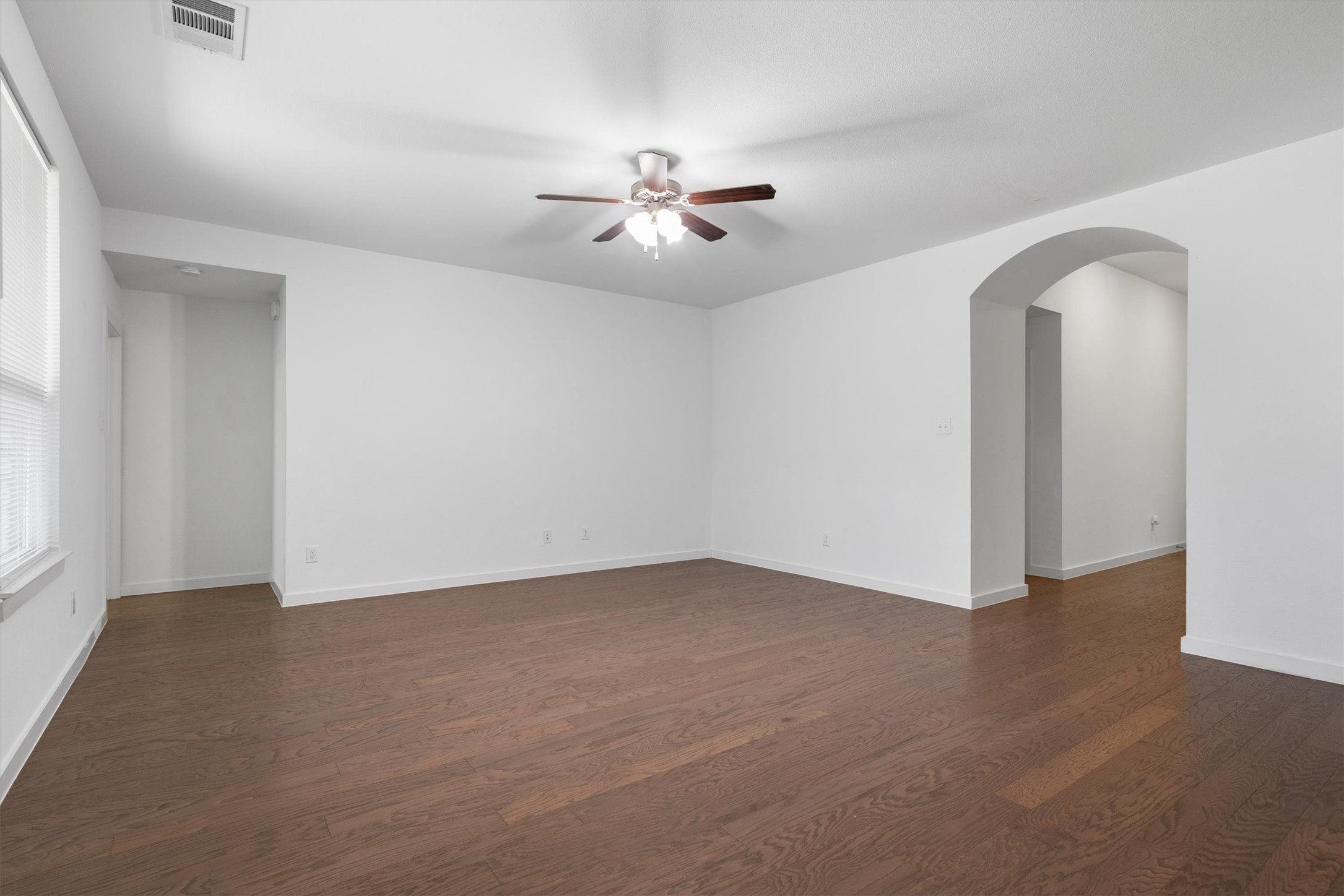 1620 Meadow Trail Lane Aubrey TX 76227