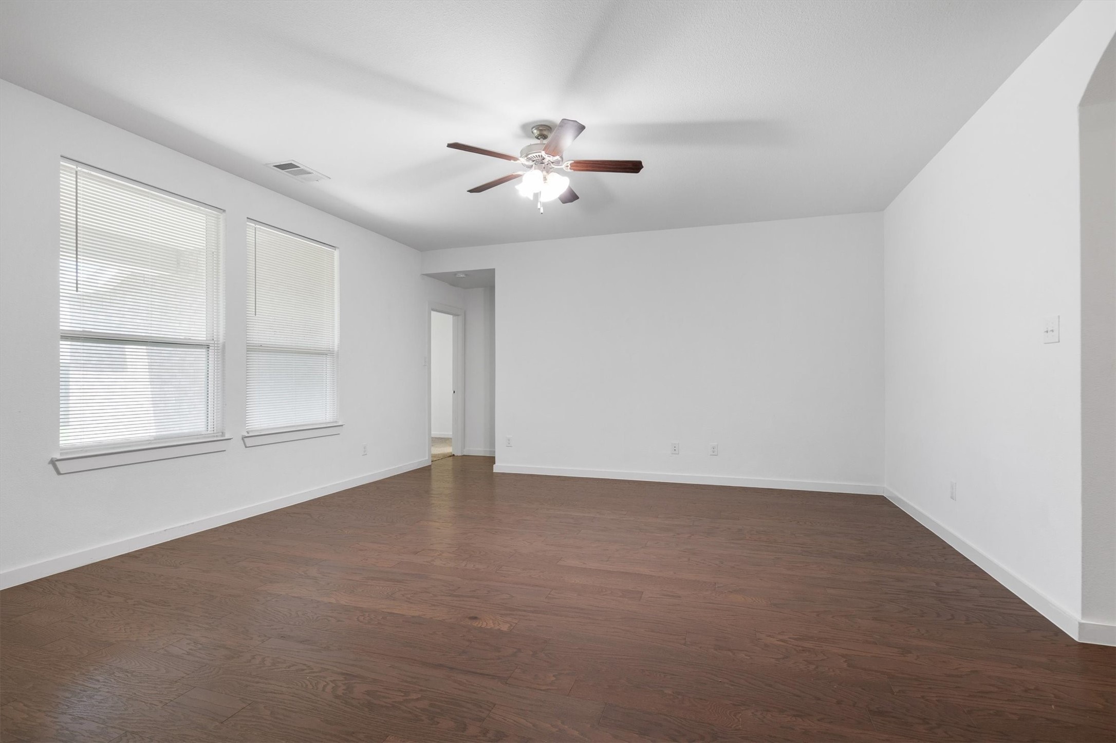1620 Meadow Trail Lane Aubrey TX 76227