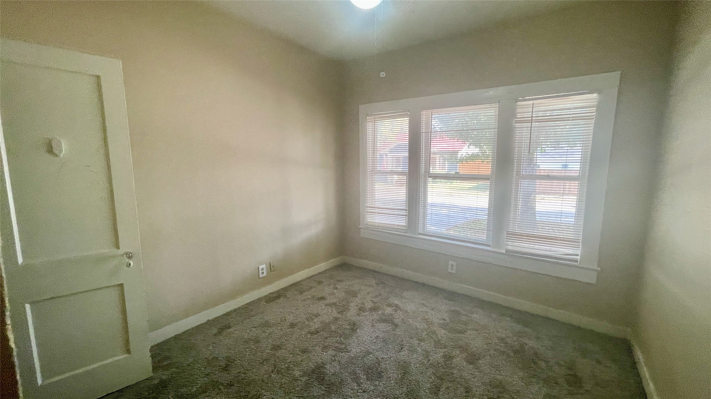 2207 Glencoe Street Dallas TX 75206