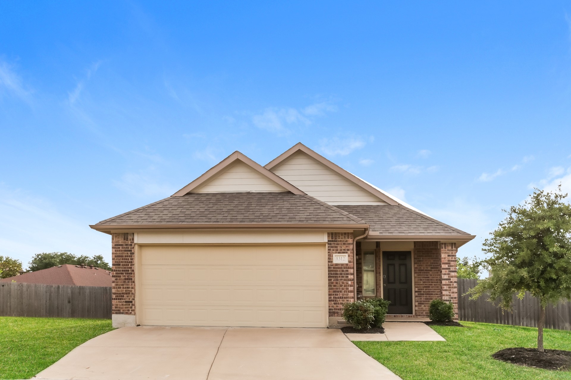 8312 Runner Oak Fort Worth TX 76123