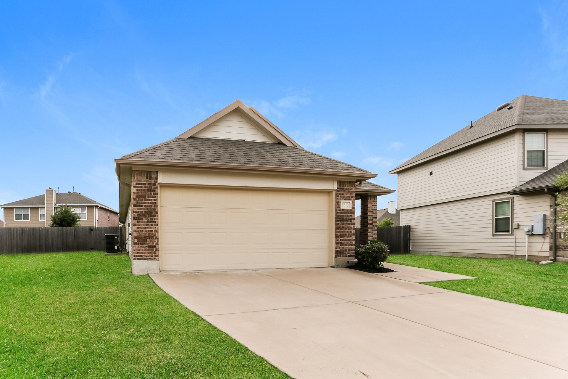8312 Runner Oak Fort Worth TX 76123