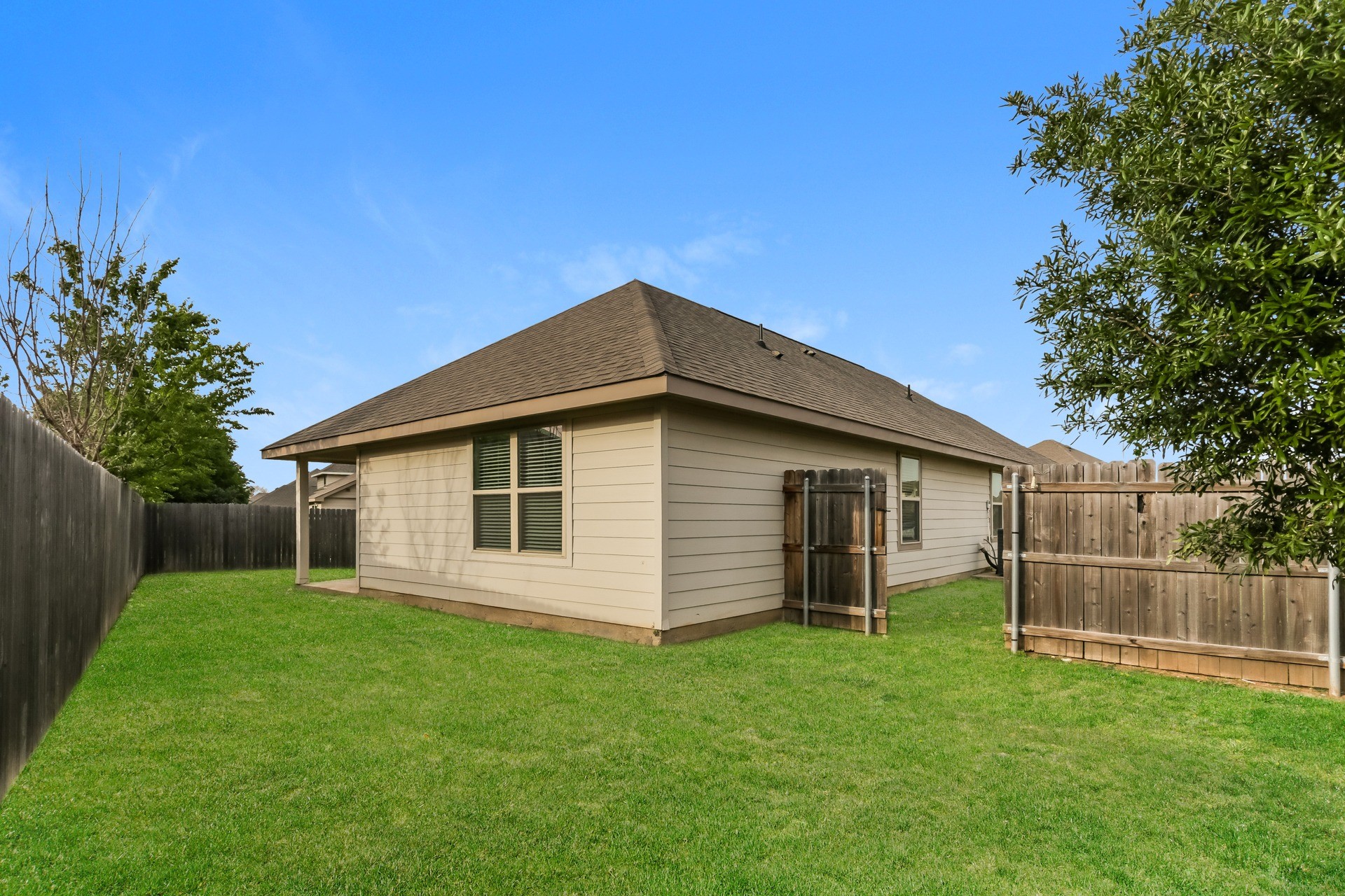 8312 Runner Oak Fort Worth TX 76123