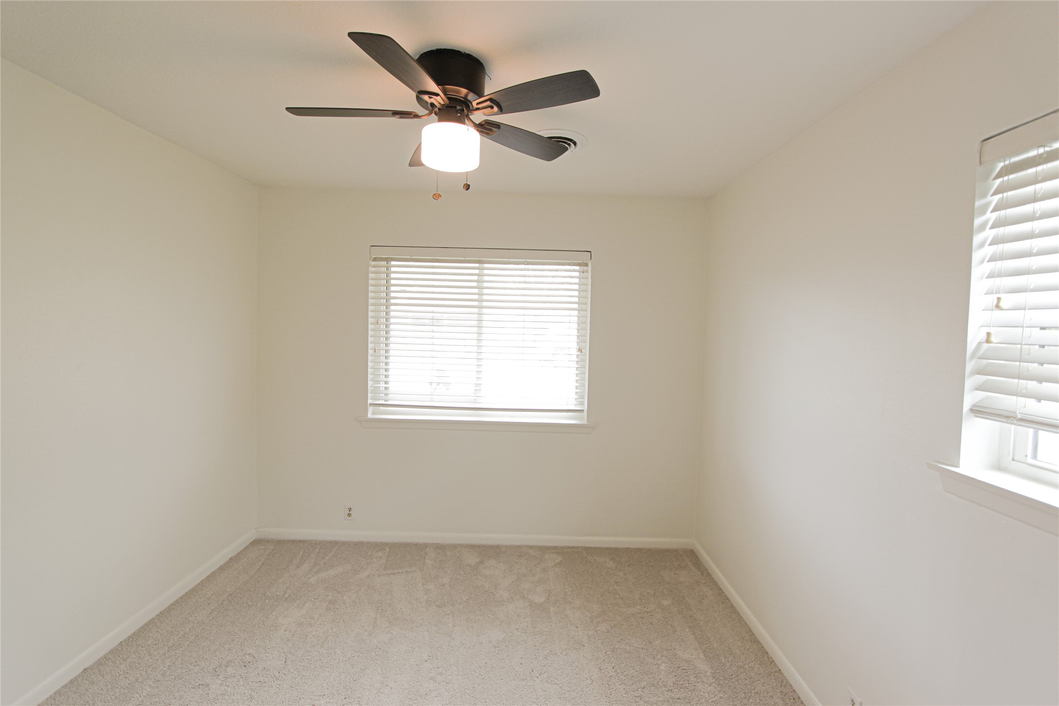 1300 Lynwood Street Gainesville TX 76240