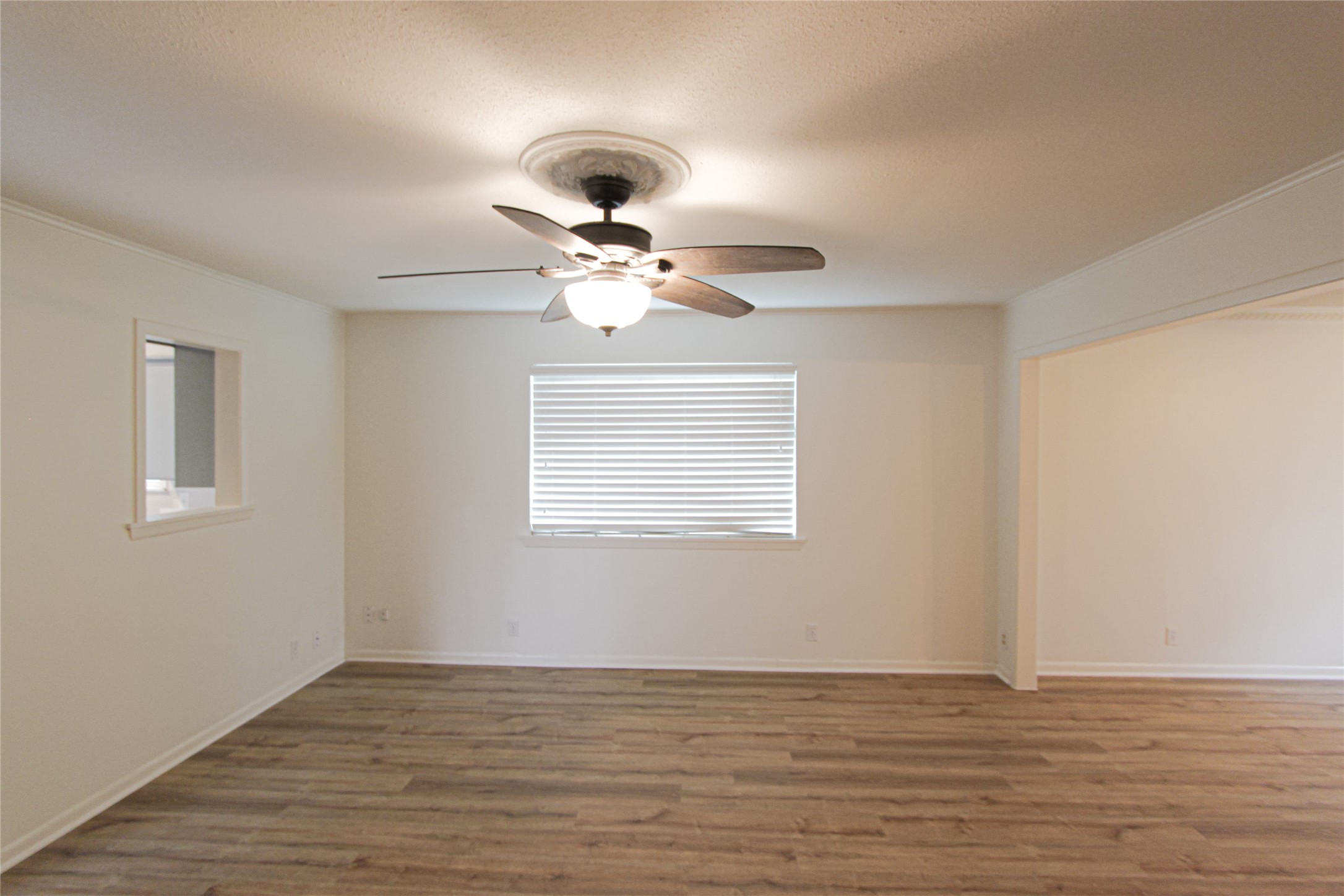 1300 Lynwood Street Gainesville TX 76240