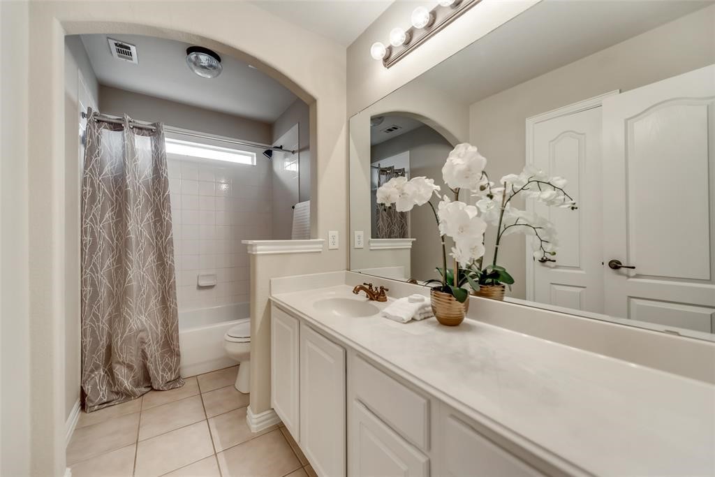 8901 Brook Hollow Drive Mckinney TX 75072