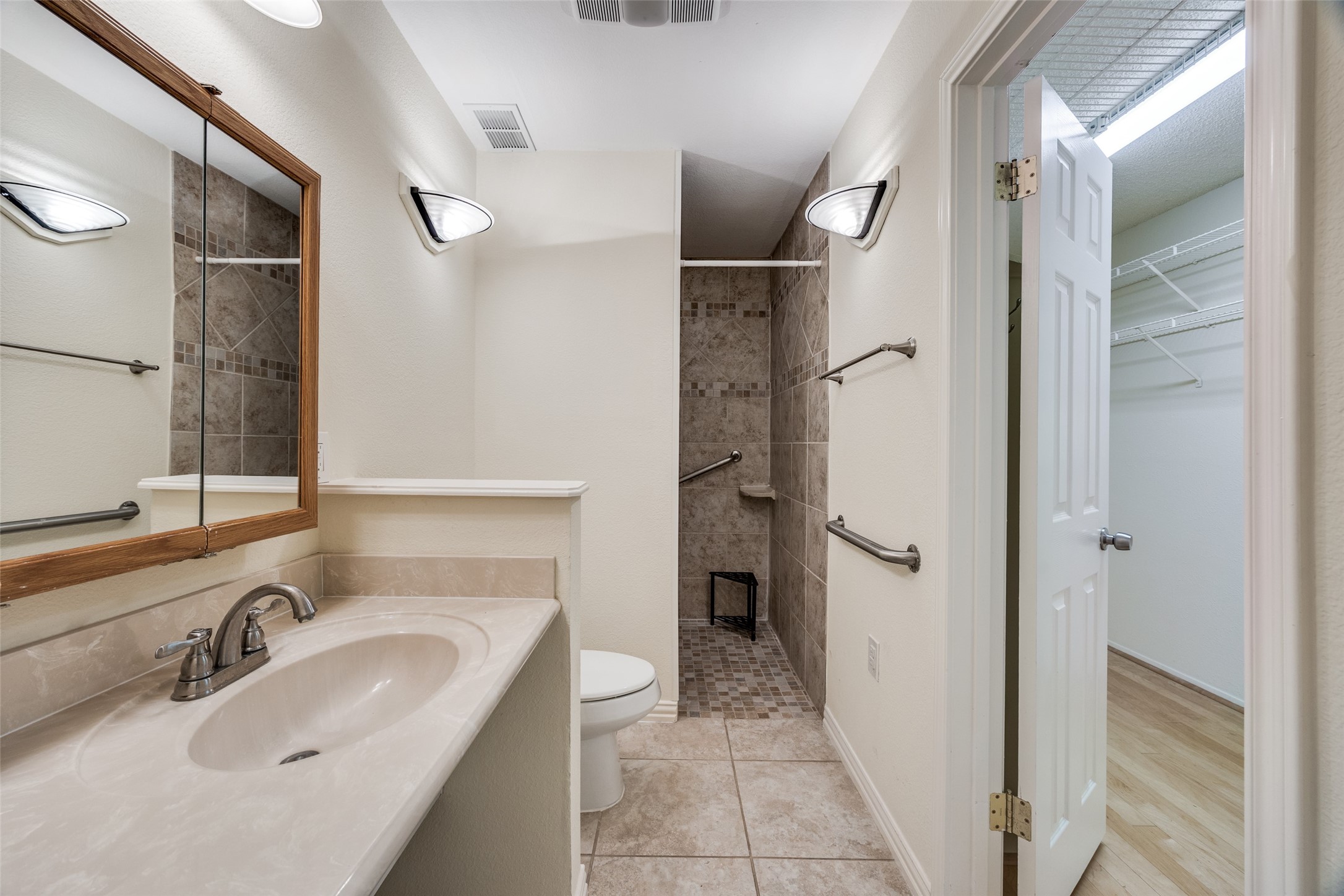 15712 Covewood Circle Dallas TX 75248