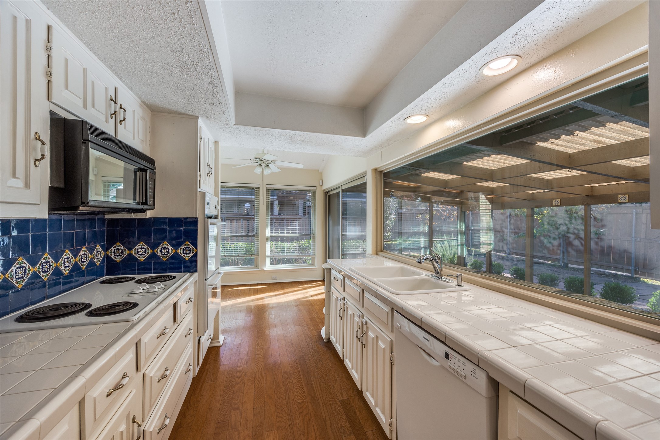 15712 Covewood Circle Dallas TX 75248