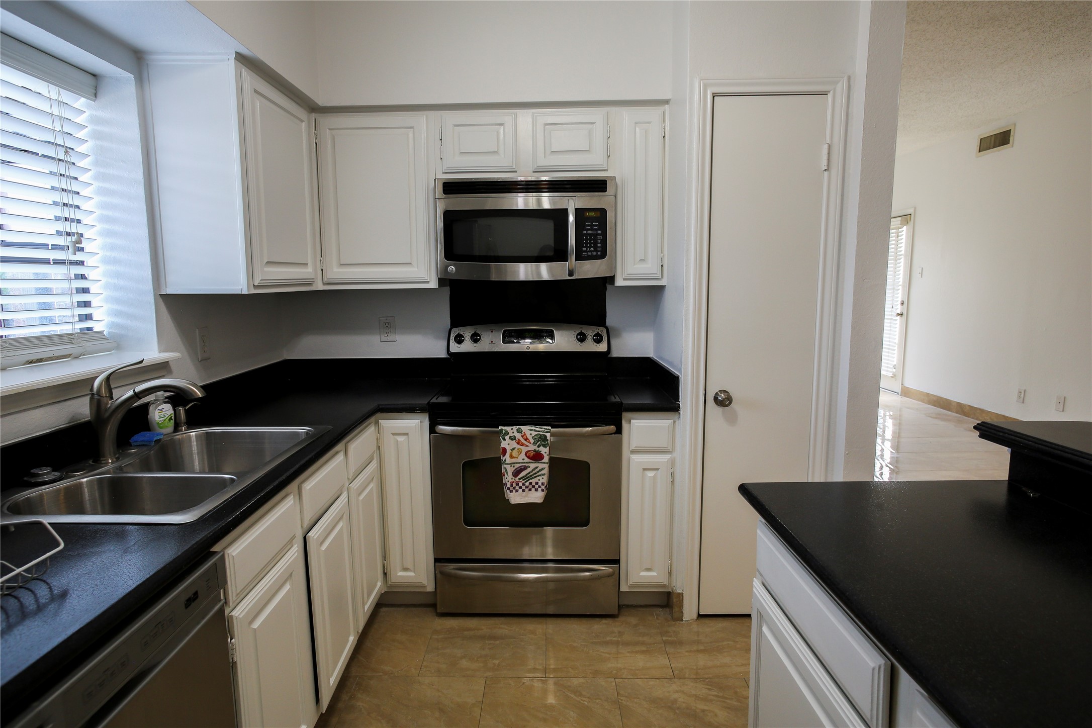5859 Frankford Road Dallas TX 75252