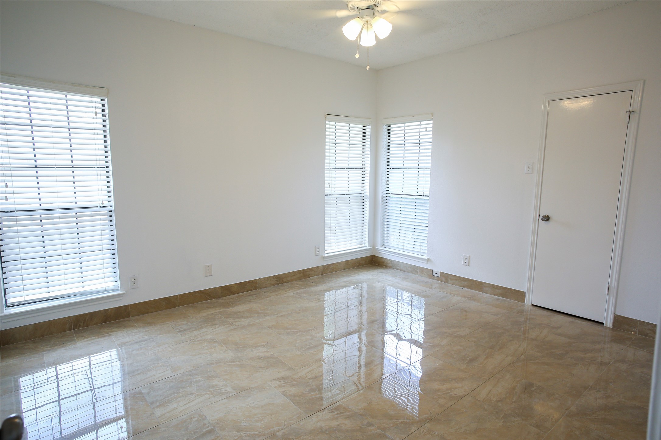 5859 Frankford Road Dallas TX 75252