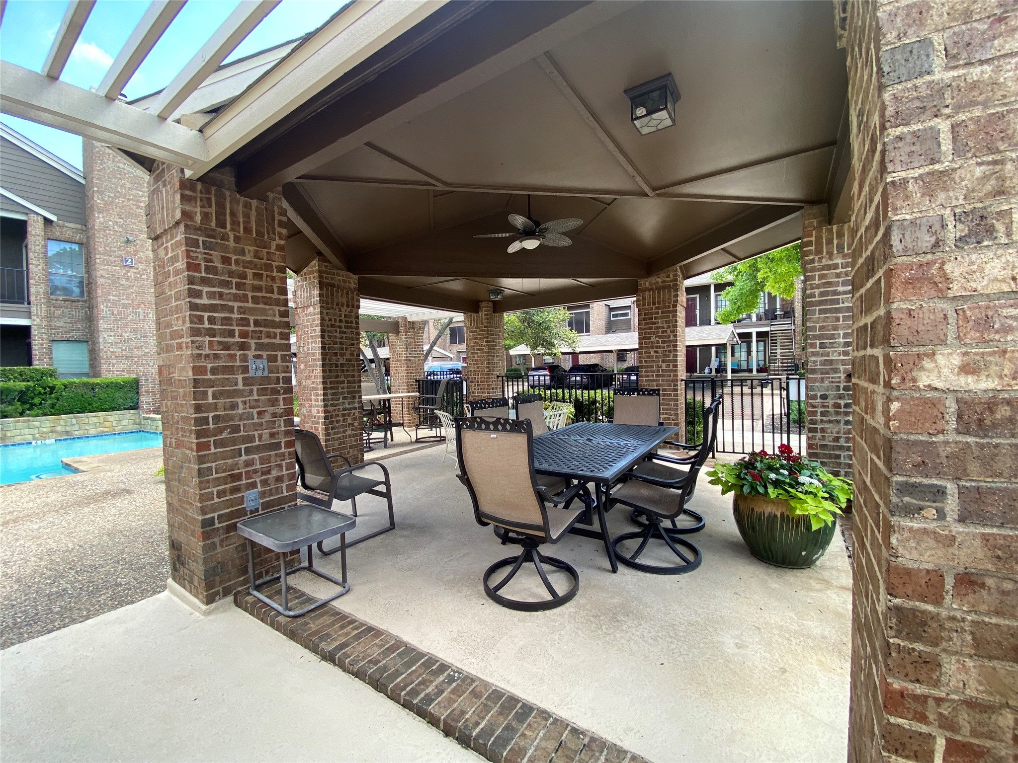 5859 Frankford Road Dallas TX 75252