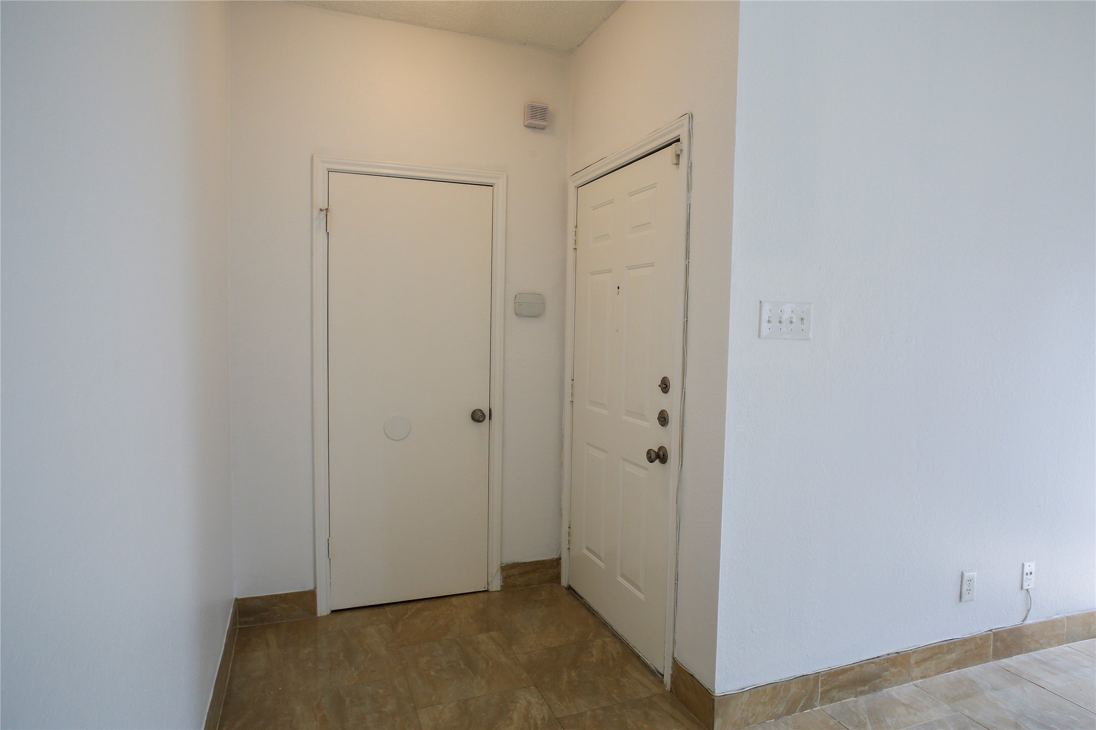 5859 Frankford Road Dallas TX 75252