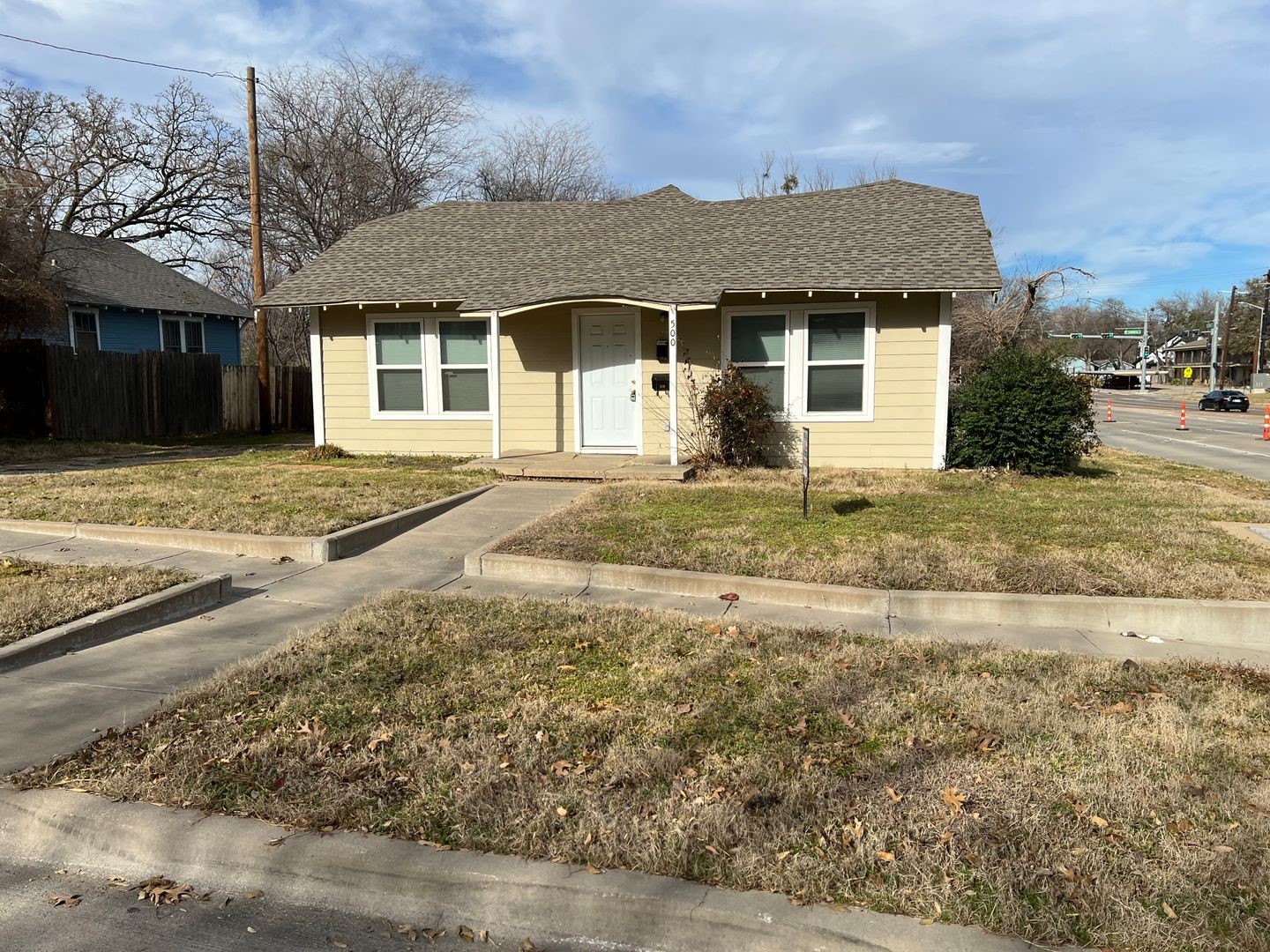 500 W Parkway Street Denton TX 76201