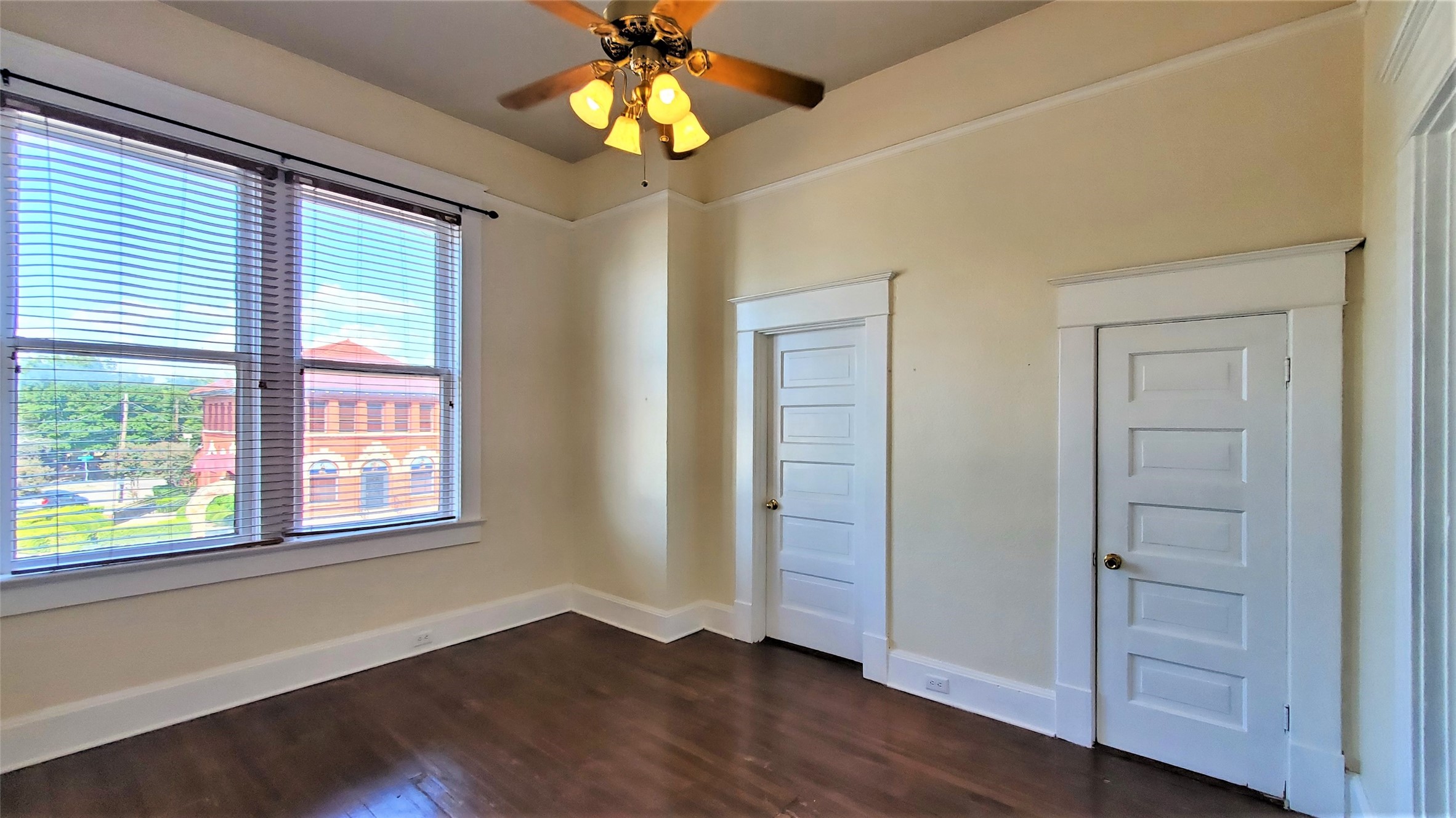 109 NW 20th Street Fort Worth TX 76164