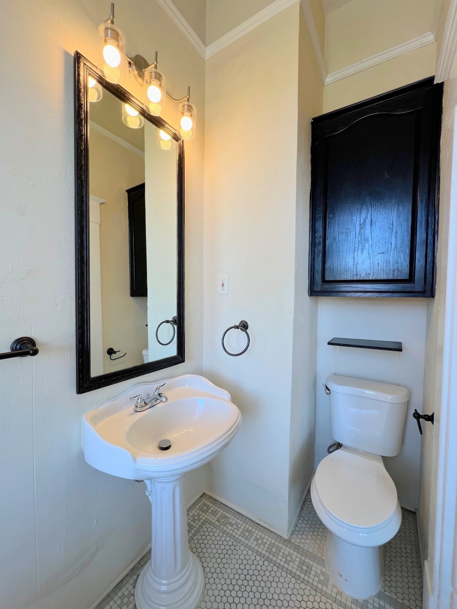 109 NW 20th Street Fort Worth TX 76164
