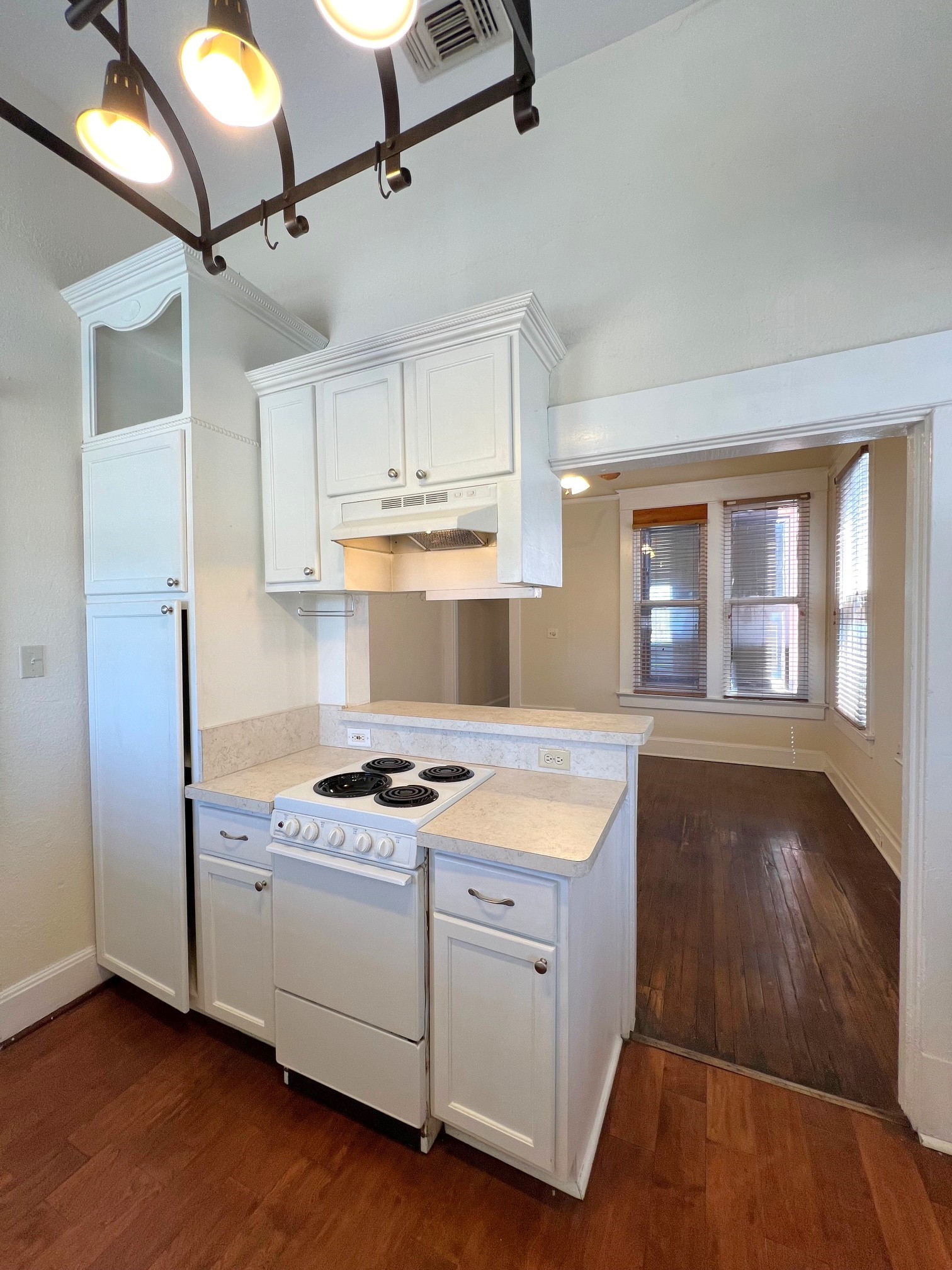 109 NW 20th Street Fort Worth TX 76164