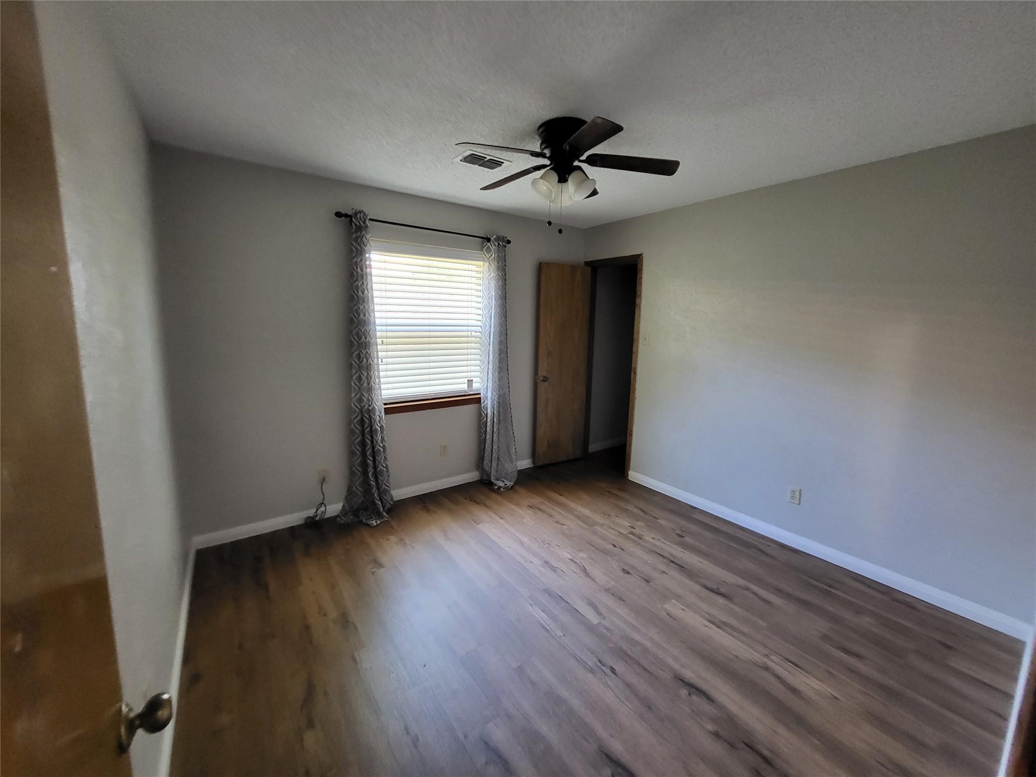 1106 Meadowview Drive Euless TX 76039