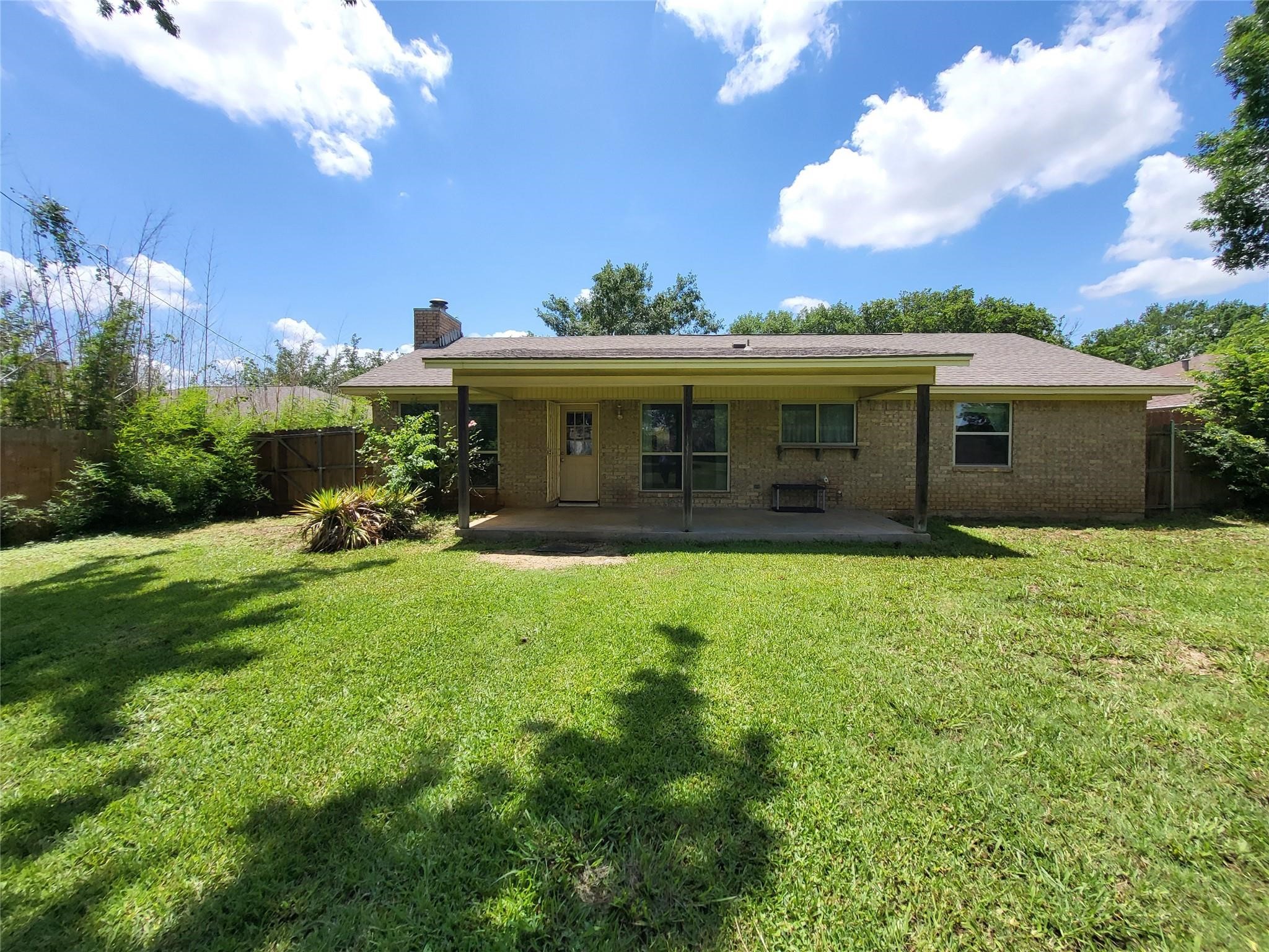 1106 Meadowview Drive Euless TX 76039