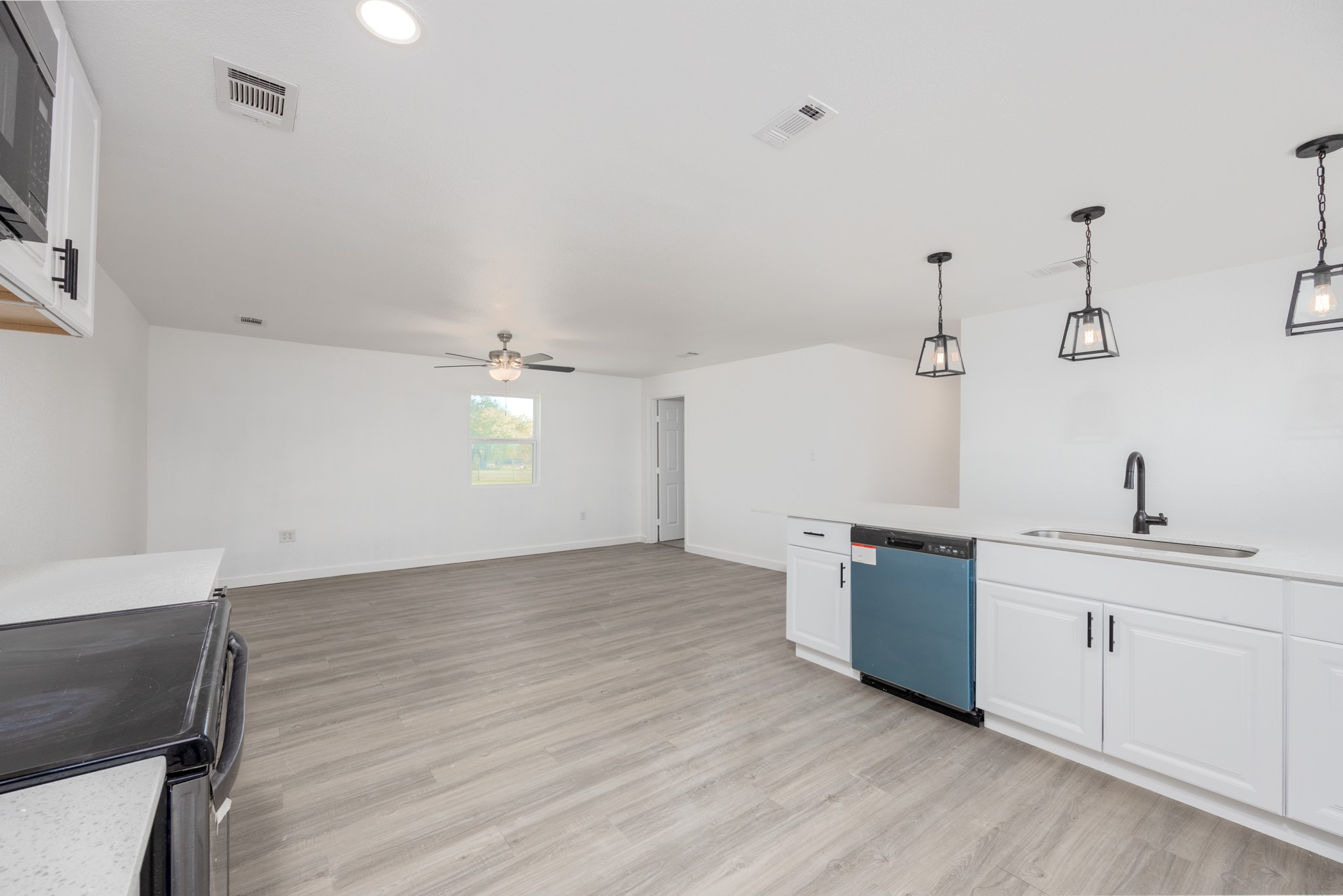 147 Western Lake Drive Weatherford TX 76087