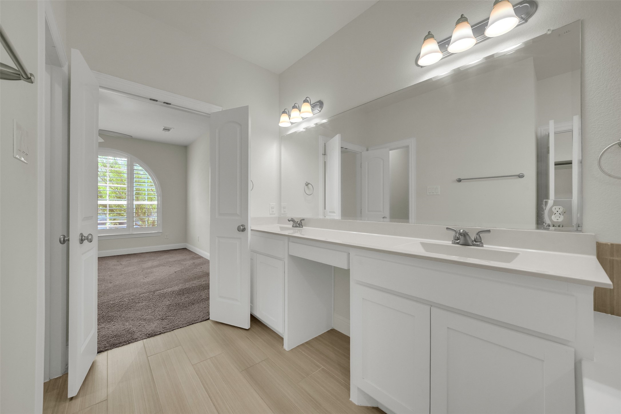 310 Myrtle Beach Drive Garland TX 75040