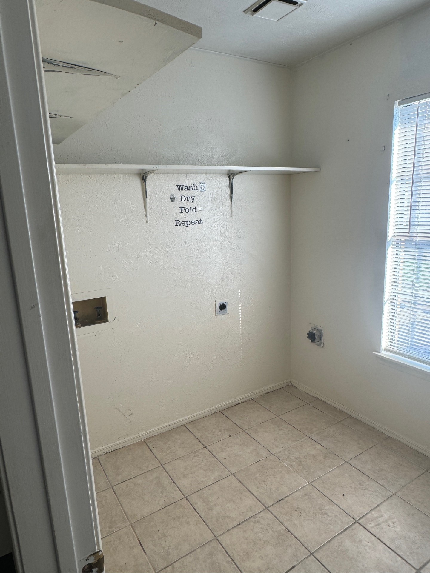 4706 Seaport Drive Garland TX 75043
