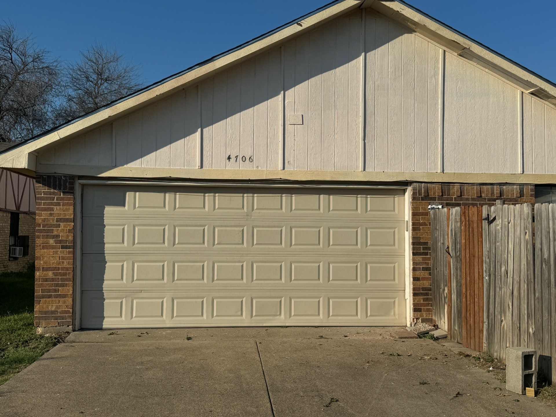 4706 Seaport Drive Garland TX 75043