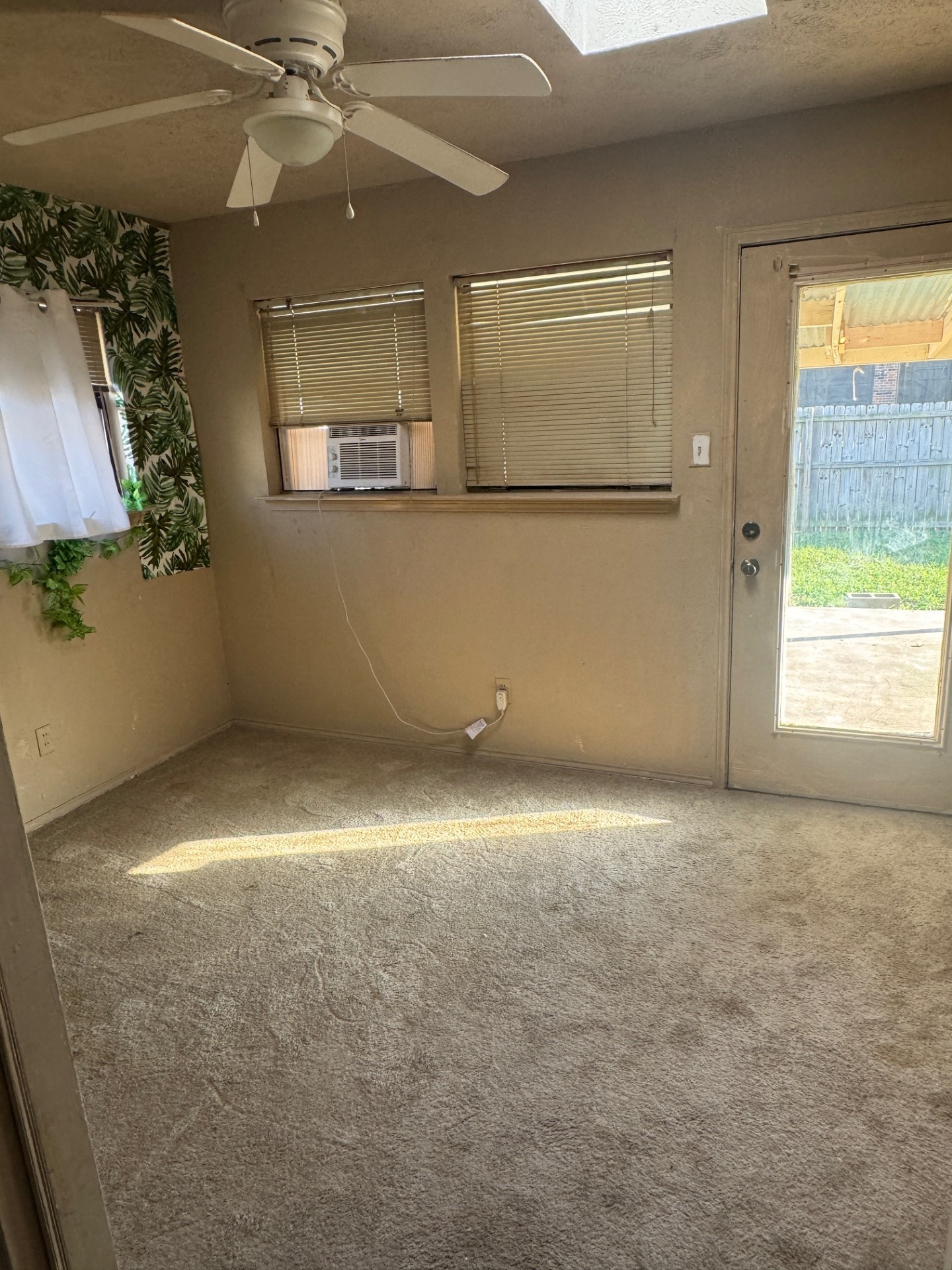 4706 Seaport Drive Garland TX 75043