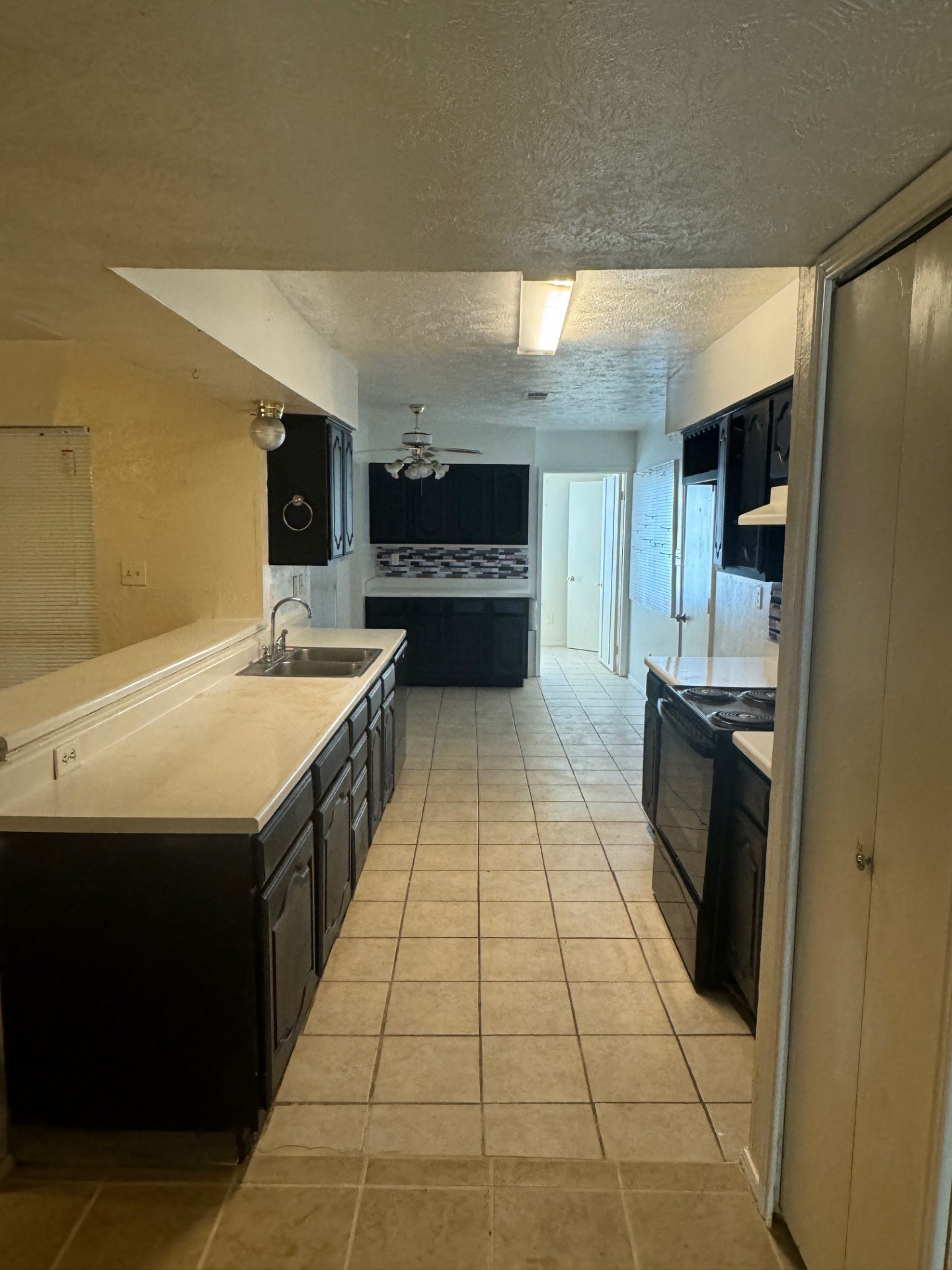 4706 Seaport Drive Garland TX 75043