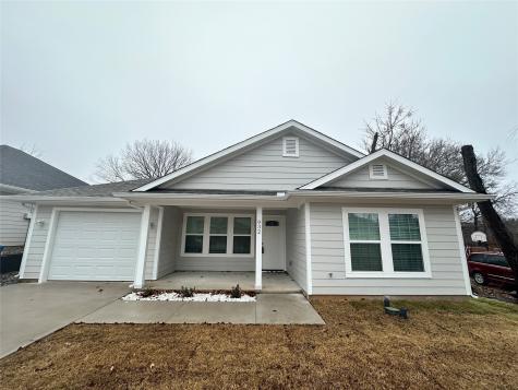 932 W Chase Street Denison TX 75020