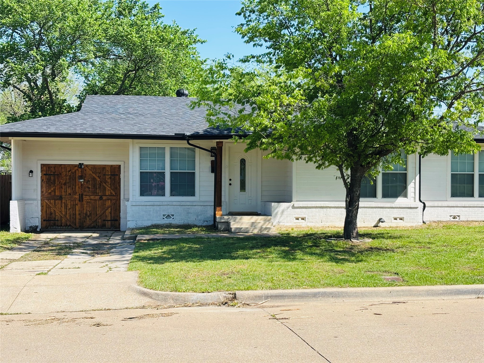 5433 Purington Avenue Fort Worth TX 76112