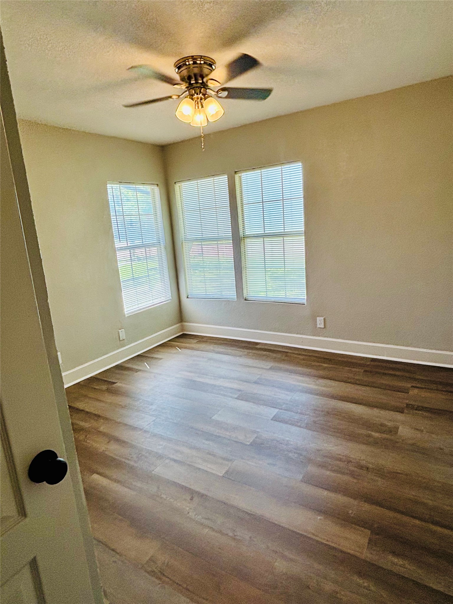 5433 Purington Avenue Fort Worth TX 76112